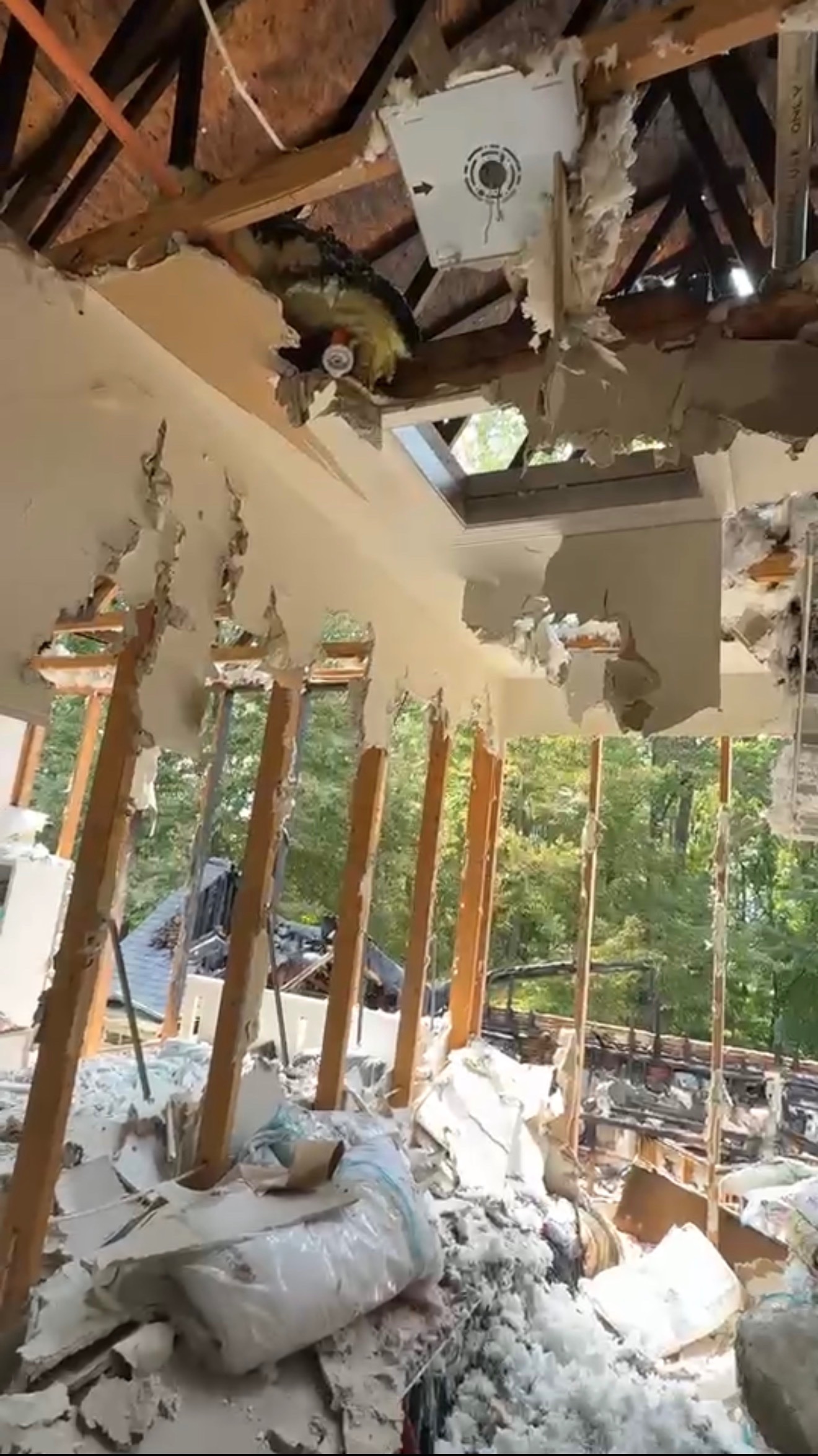 Help the Choi - Lee Family Rebuild After House Fire campaign photo, 5 of 7