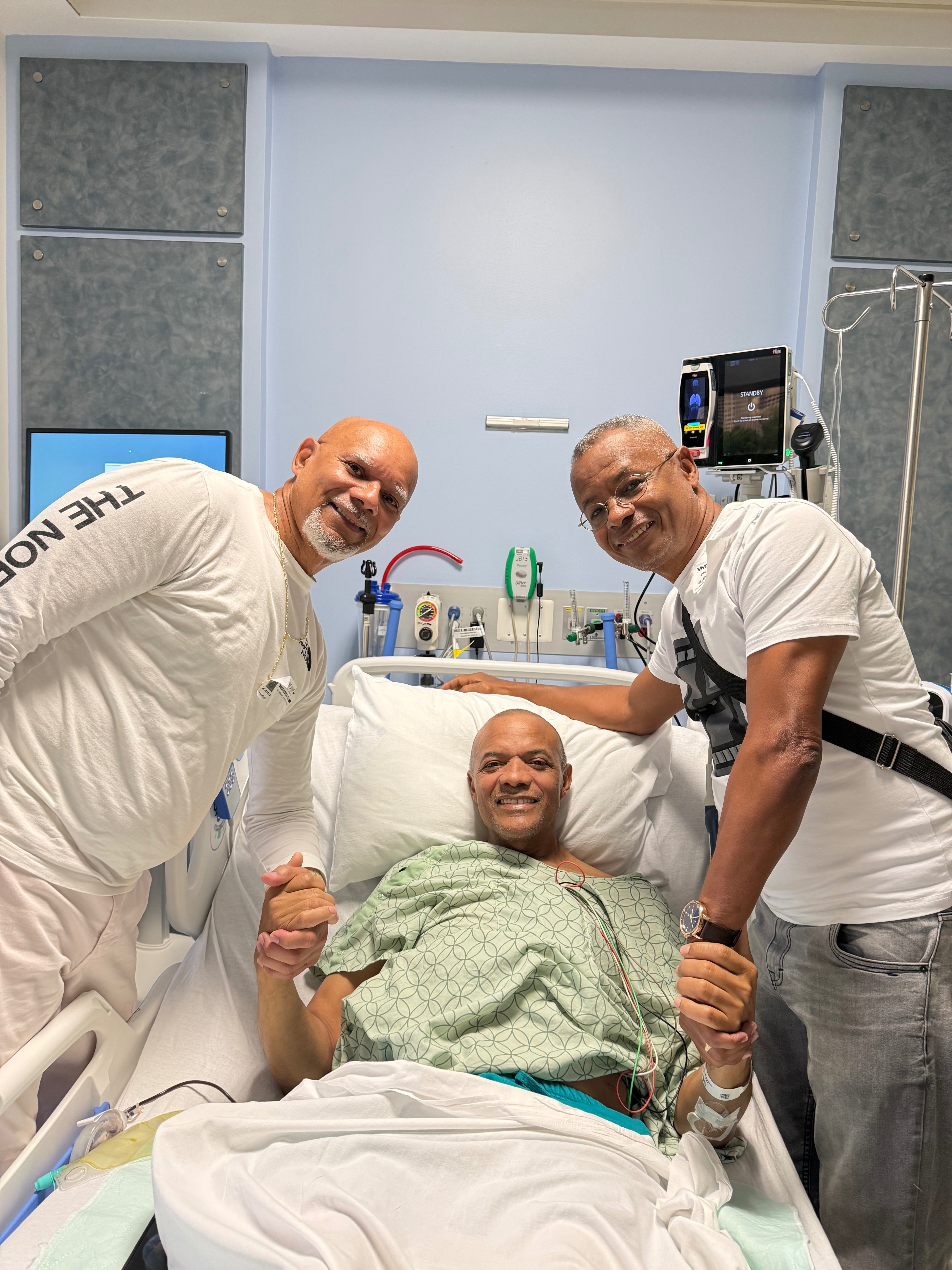 Silvestre Familia Support Sammy and His Family During This Difficult Time gofundme donation