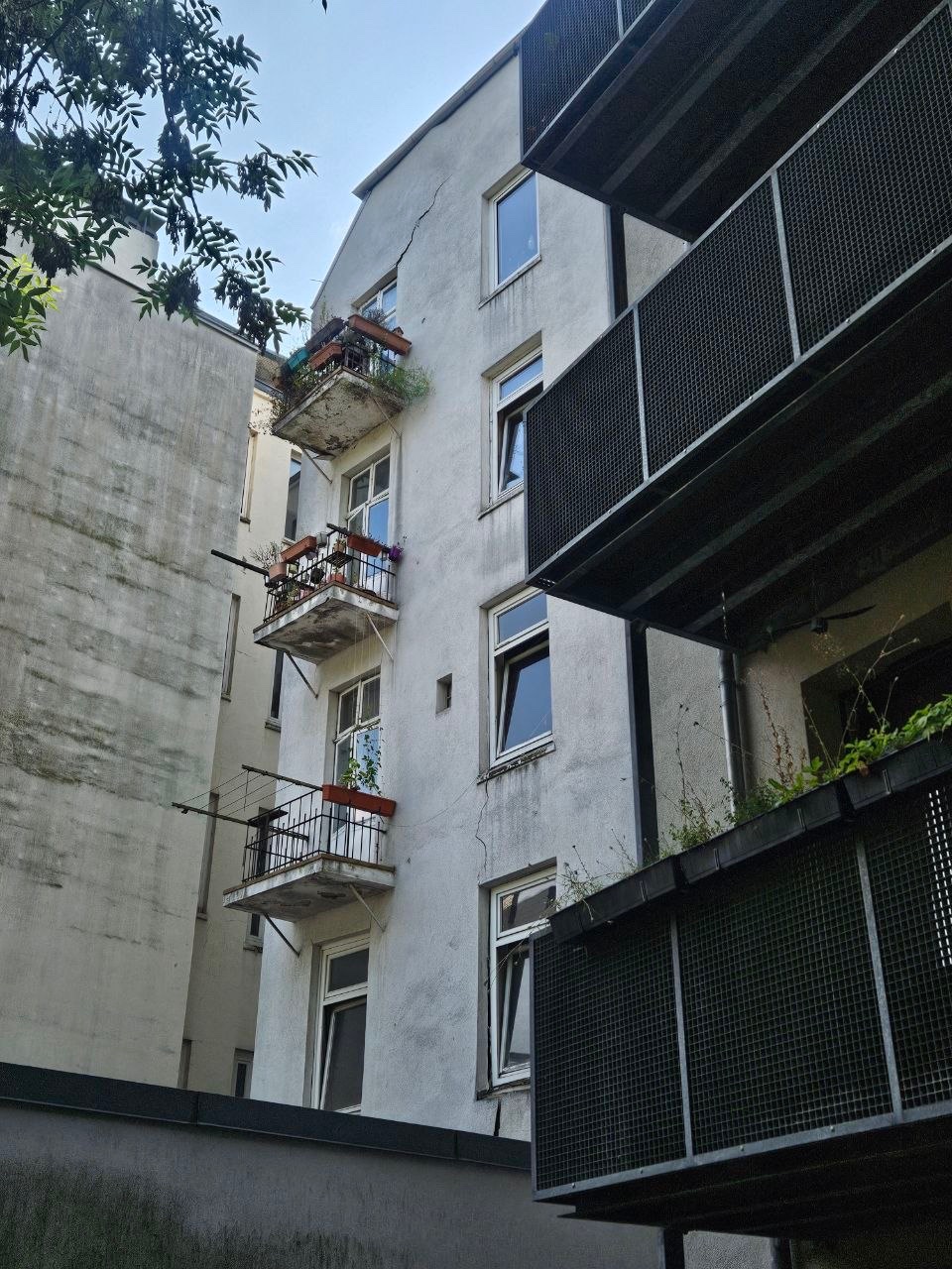 Helft den Evakuierten der Holstenstraße 197 auf die Beine campaign photo, 7 of 8