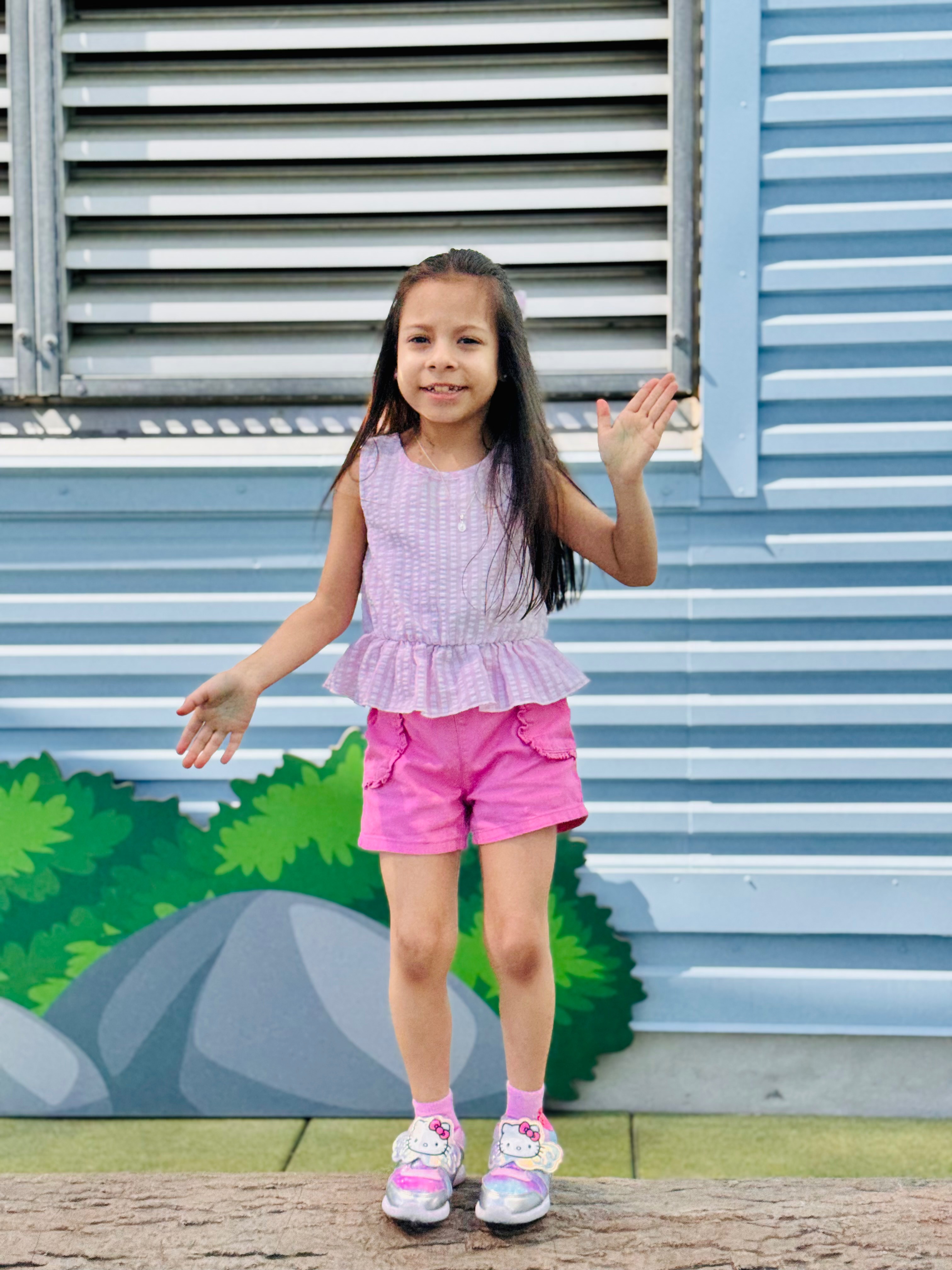Victoria. A little warrior with a great dream campaign photo, 2 of 8
