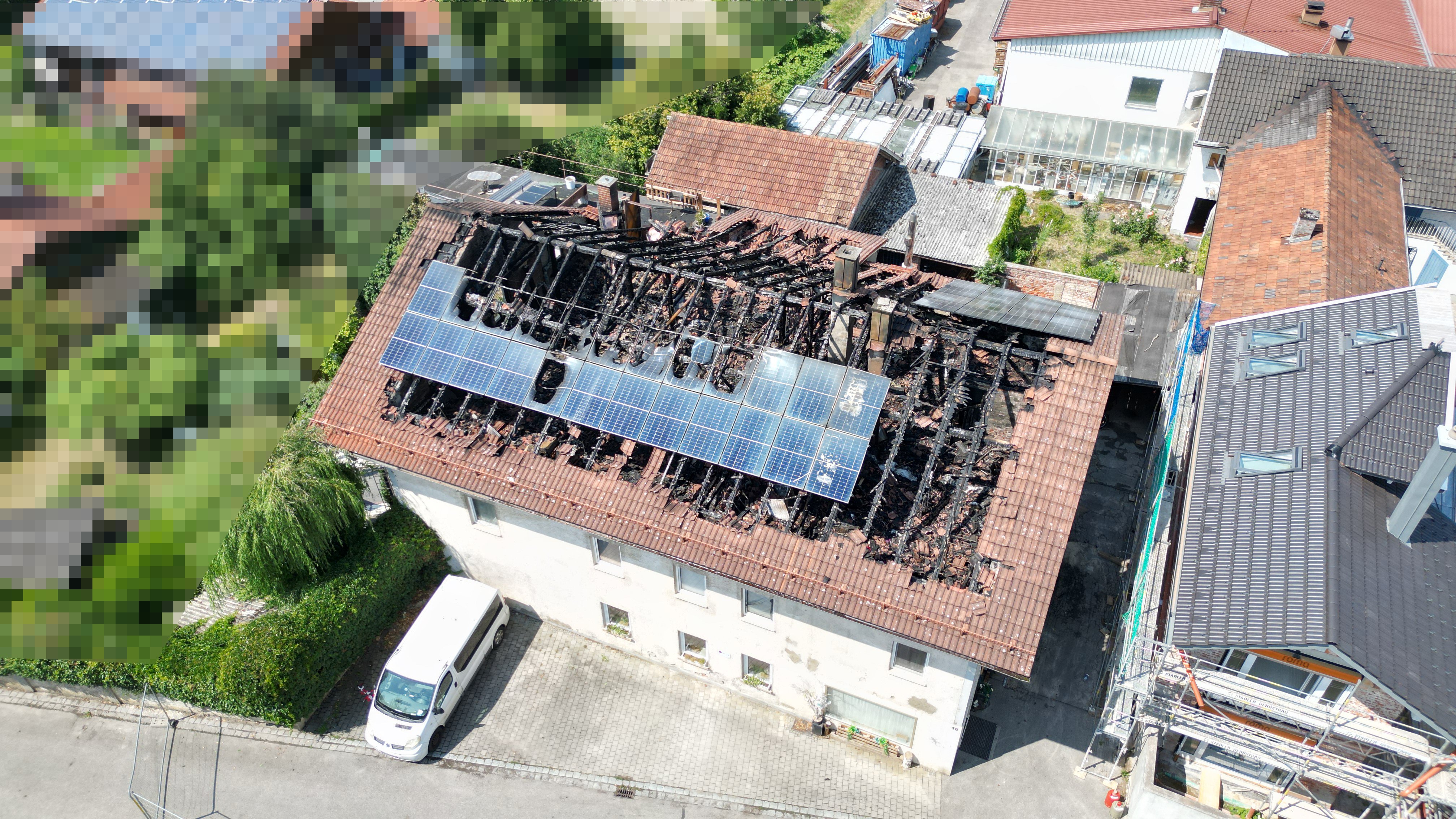 Hausbrand Fam. Mayer: Hilfe für Wiederaufbau campaign photo, 5 of 6