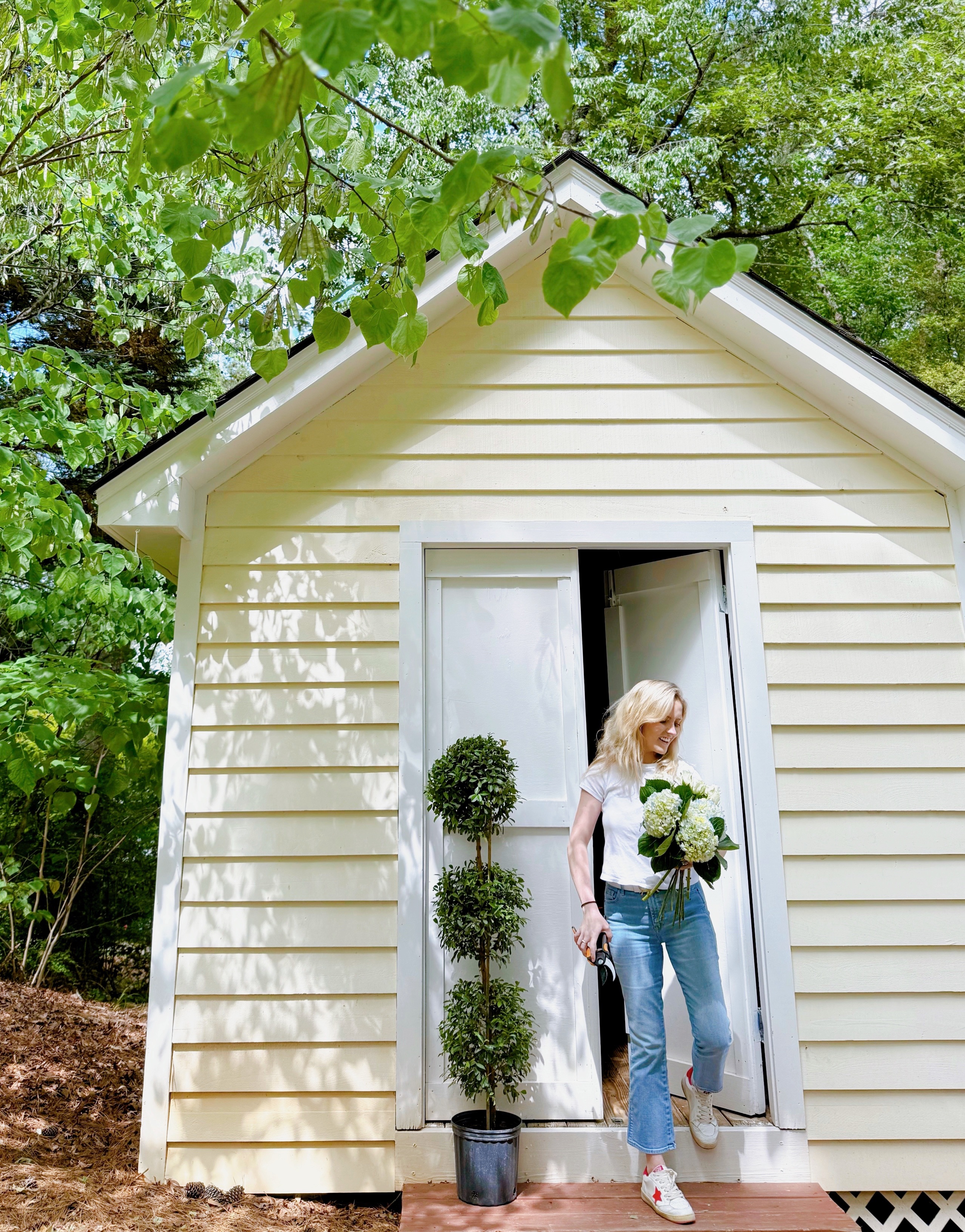 Blooming Hope for Families at Ronald McDonald House campaign photo, 5 of 6