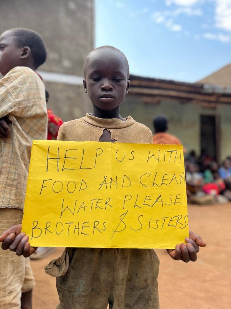 A CRISIS OF HUNGER campaign photo, 5 of 8