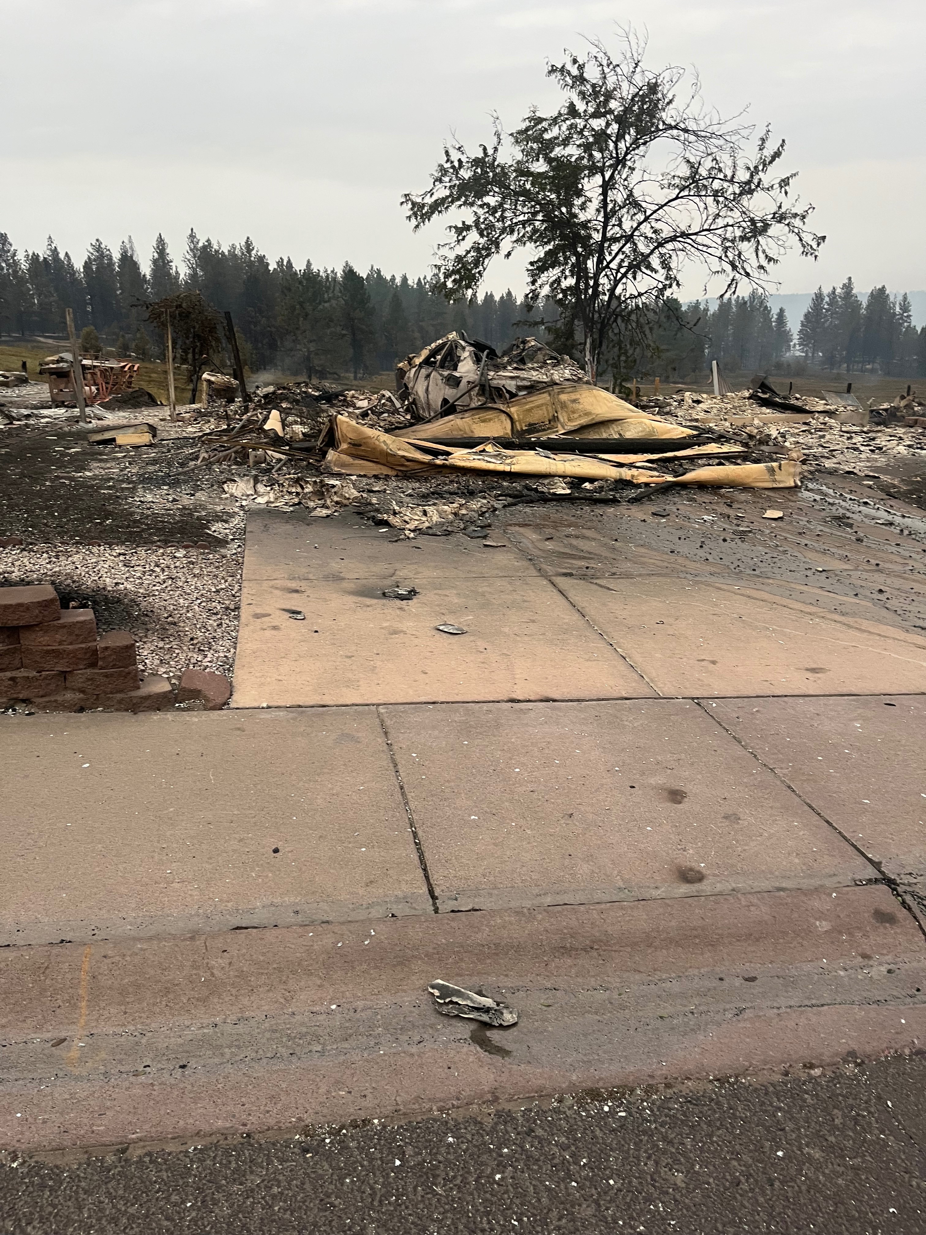 Support The Davis Family Impacted by Wildfires. campaign photo, 4 of 6