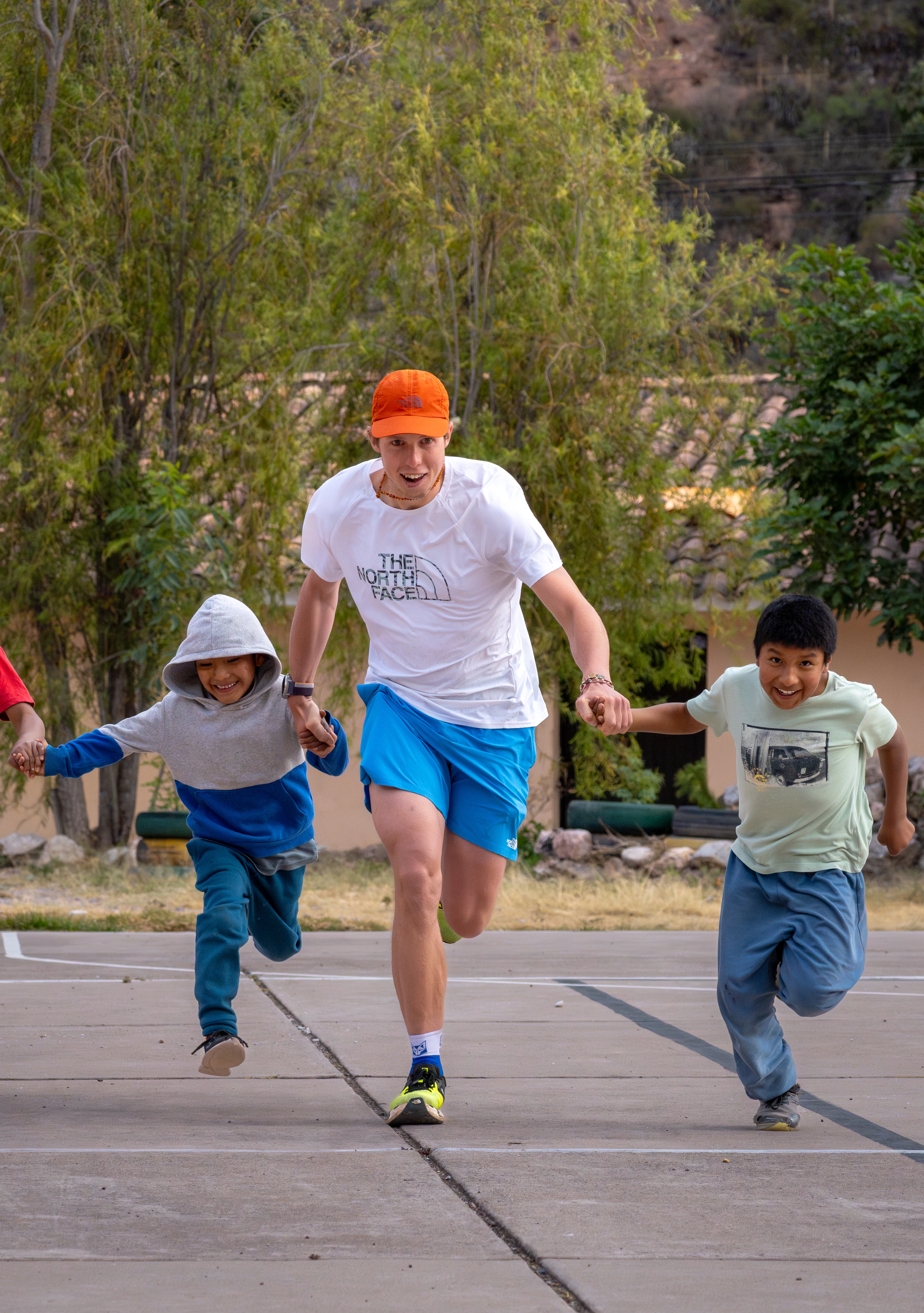 Foto de la campaña TOR330km - Running for USD 45,000 for Sol y Luna Children, 5 de 7