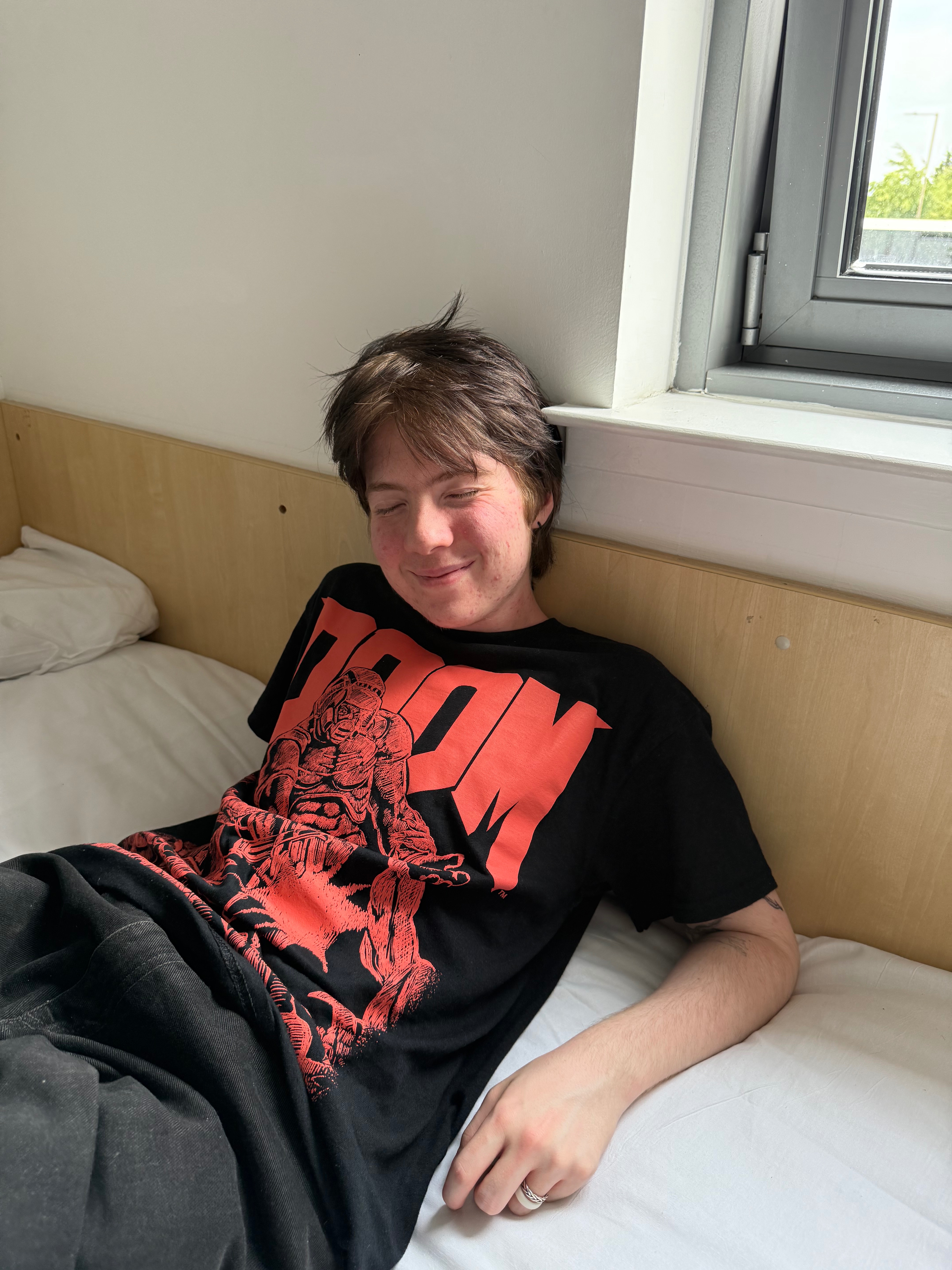 Help My Partner Leave His Abusive Home campaign photo, 4 of 5