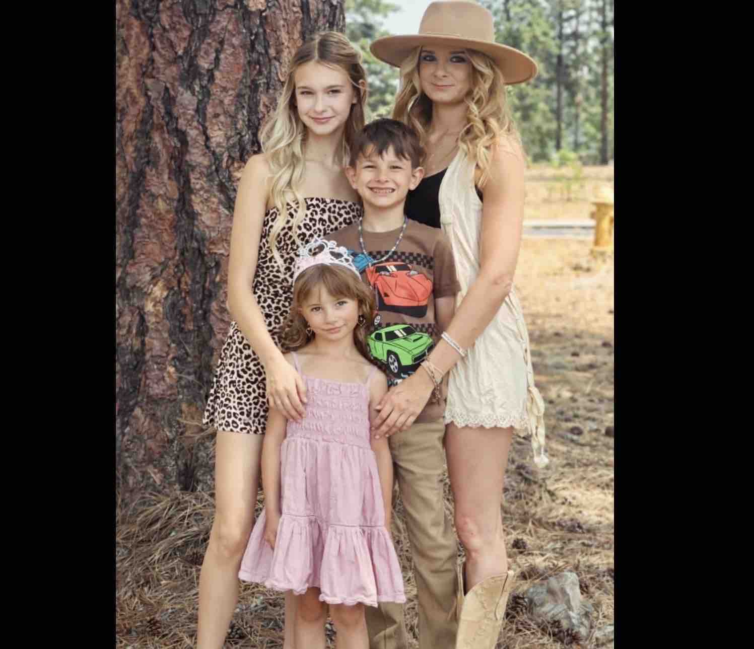 Help Brittany & her children rebuild after Spokane Fires campaign photo, 9 of 11