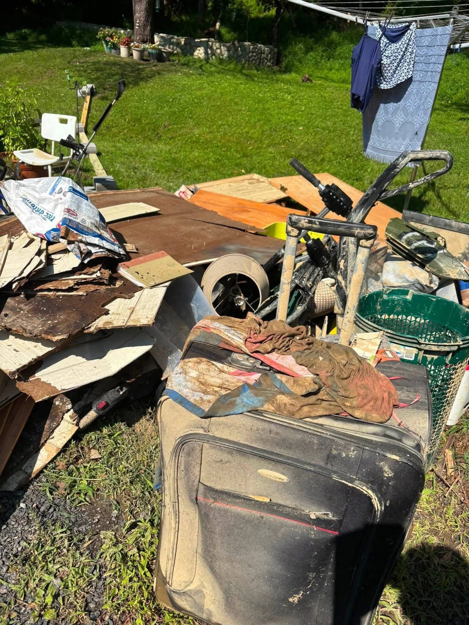 Support for Rachael and Pam After Catastrophic Flooding campaign photo, 5 of 7