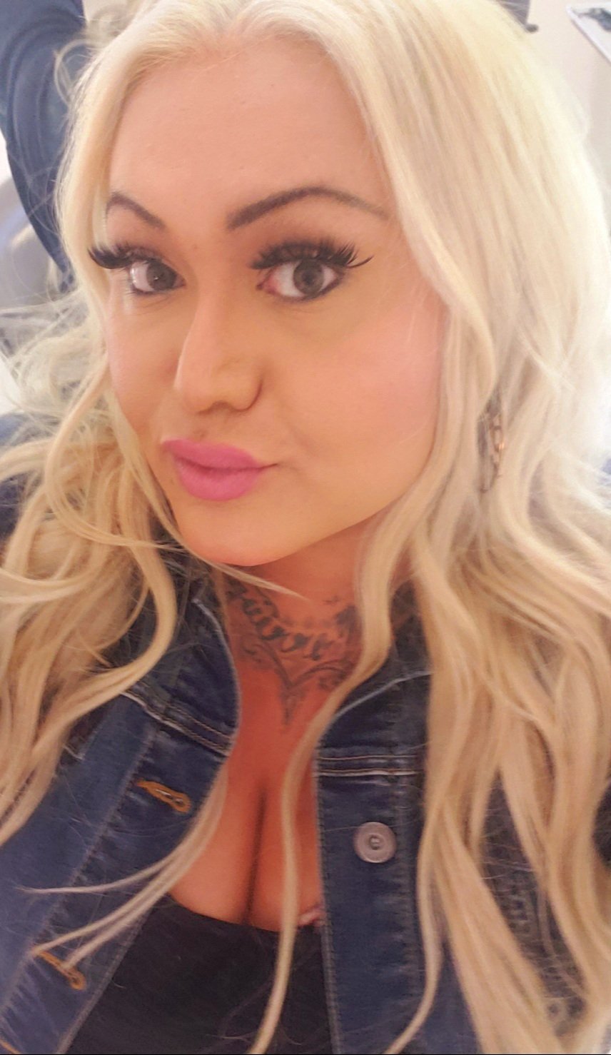 Help Lissett Fund Medically Necessary Vaginoplasty Revision campaign photo, 7 of 8
