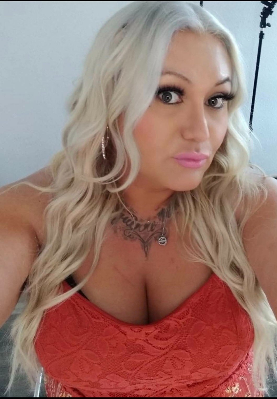 Help Lissett Fund Medically Necessary Vaginoplasty Revision campaign photo, 2 of 8