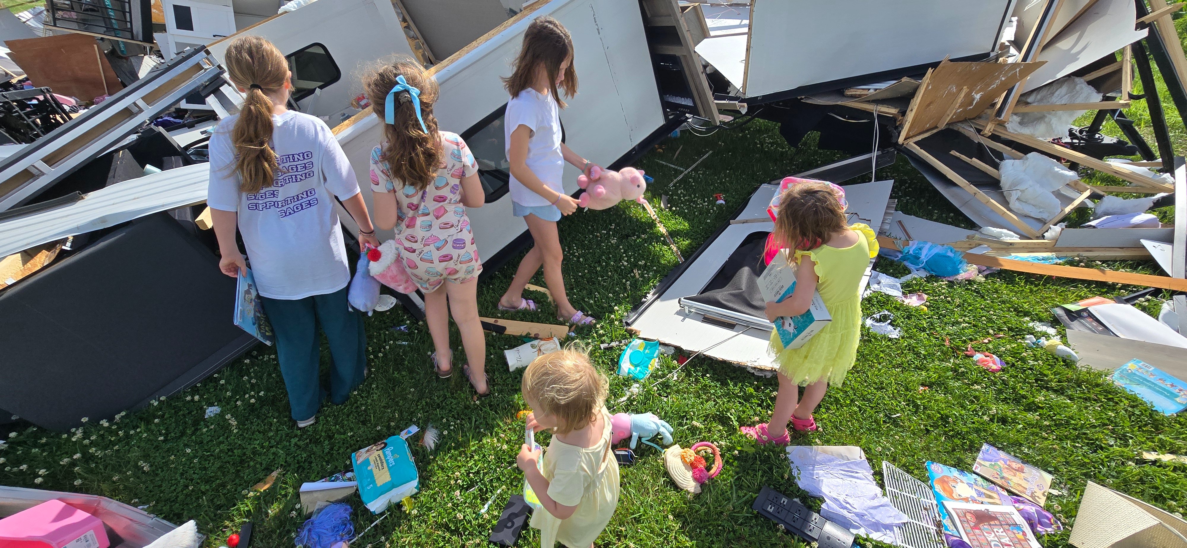 Help the Finson Family Rebuild After Losing Everything campaign photo, 4 of 9