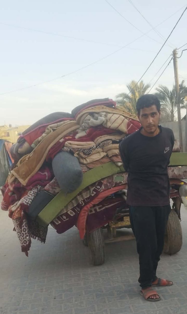 Help Omar from Gaza, Rebuild His Future campaign photo, 6 of 7