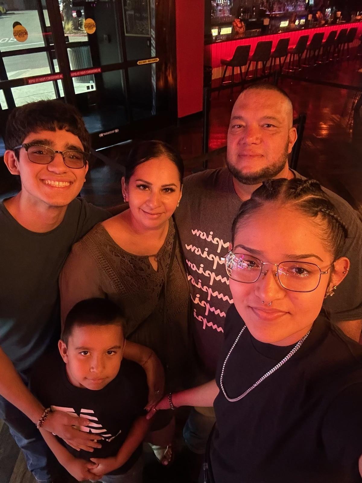 Help Dayana get a lawyer to prevent her deportation campaign photo, 6 of 8