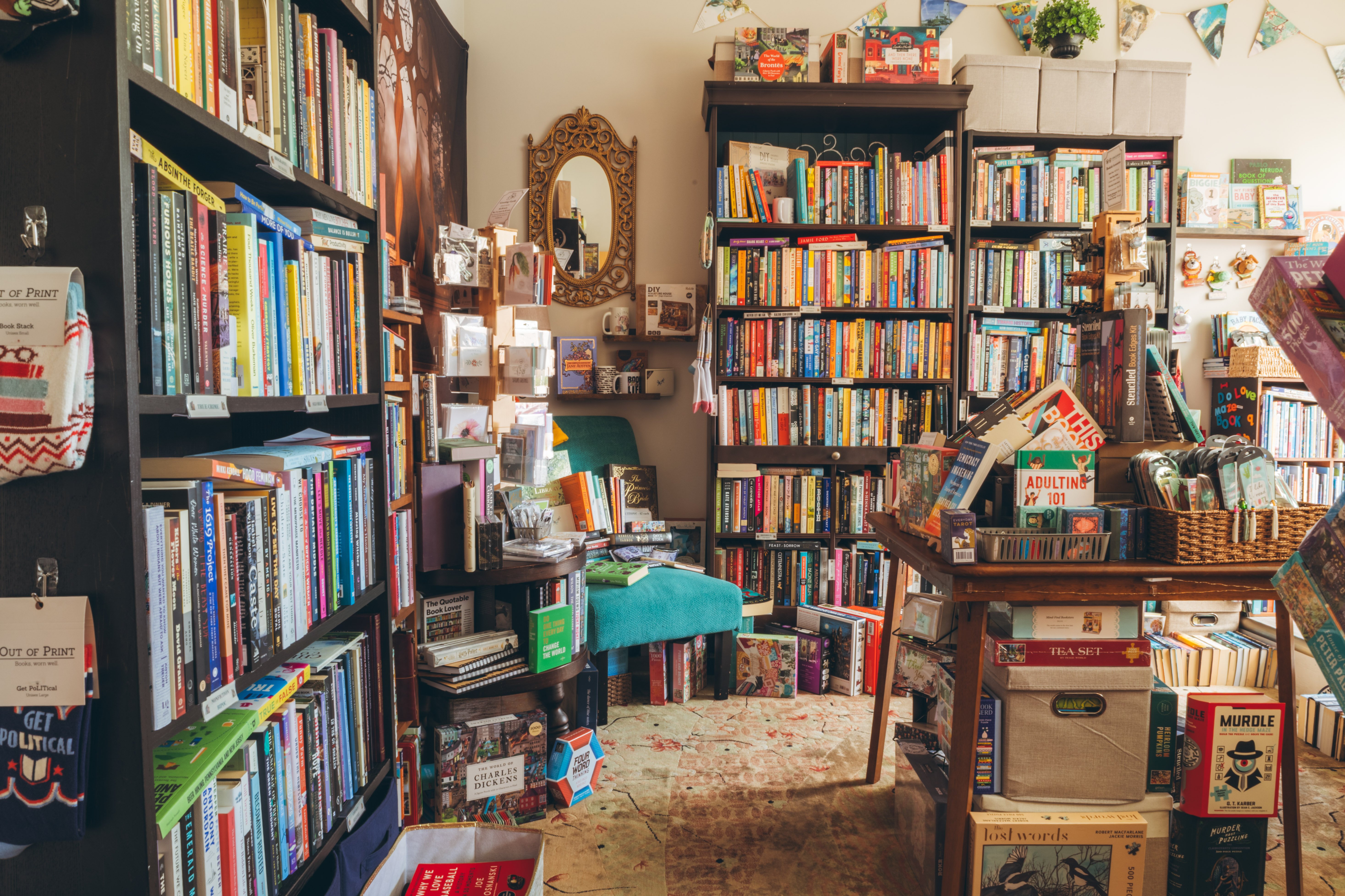 Looker Books is moving and expanding! campaign photo, 5 of 6