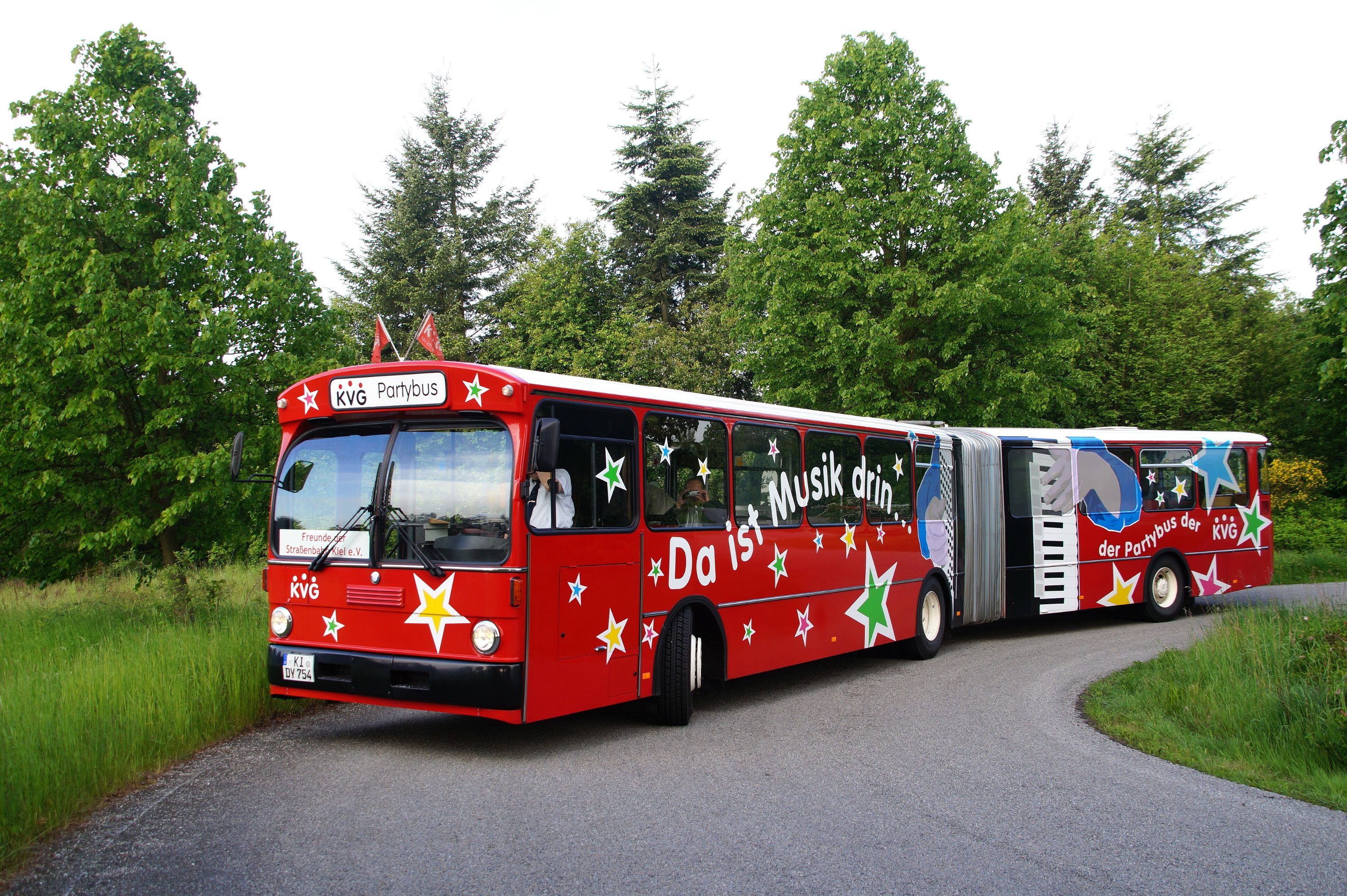 Kiels Partybus wird 40 Jahre alt und möchte wieder fahren! campaign photo, 5 of 8