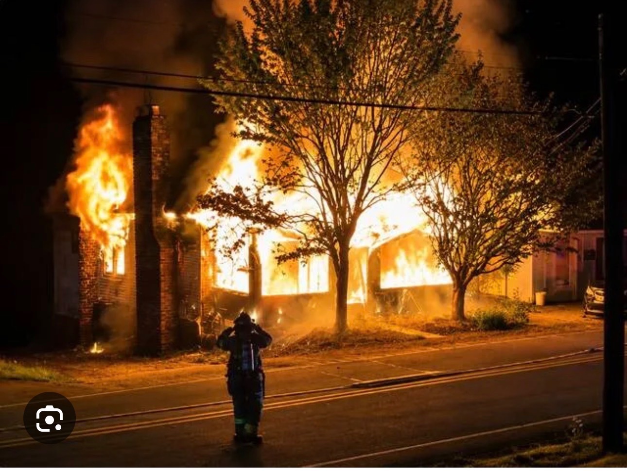 Foto della campagna Help Loren Rebuild After House Fire, 2 di 8