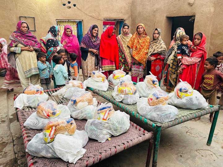 Feed poor Christian children and families in Pakistan campaign photo, 2 of 5
