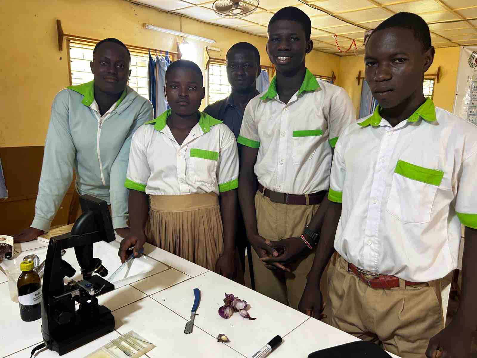 Foto della campagna Due Nativi Americani in Ticino per Benin e Togo, 5 di 13
