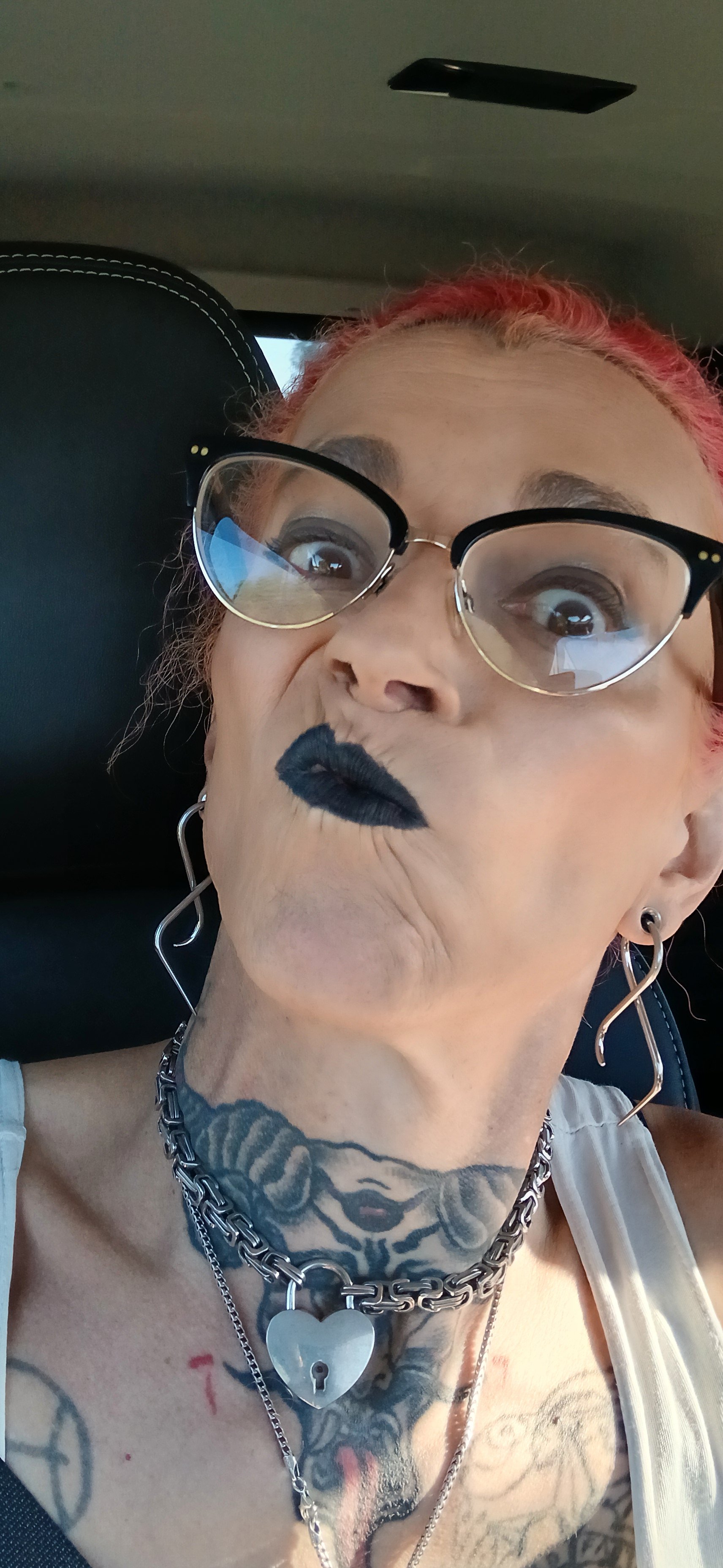 Help with Danikas medical stay and recovery needs campaign photo, 4 of 8