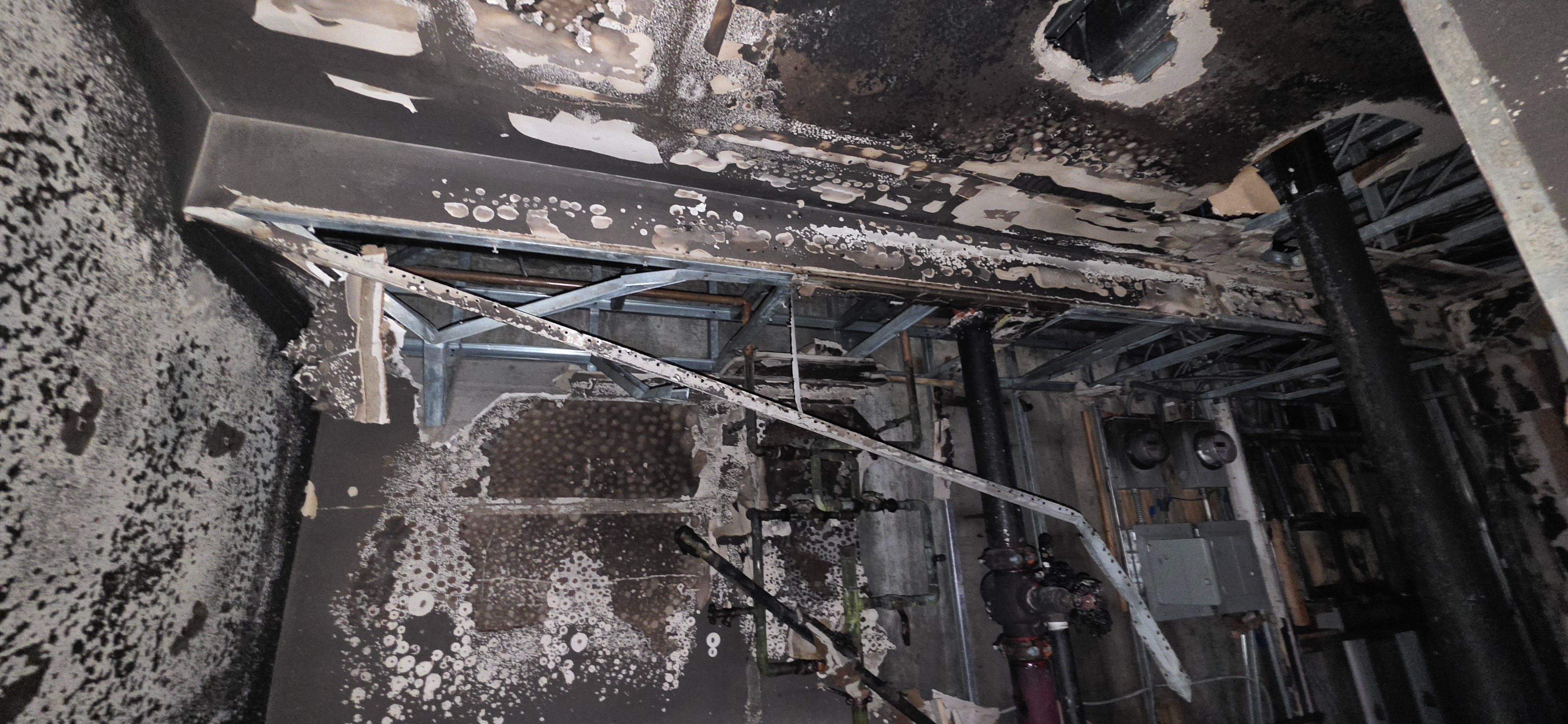 Perdimos nuestro hogar a causa de un incendio. campaign photo, 5 of 8
