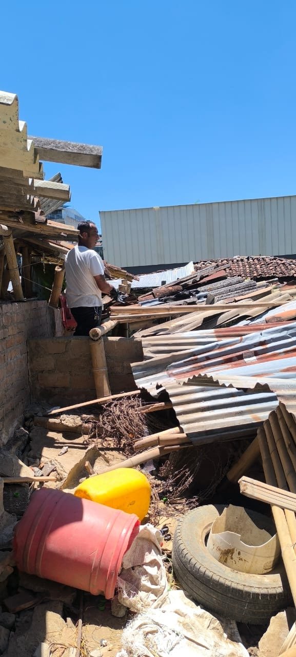 Support a Family Rebuilding After the Earthquake campaign photo, 2 of 8