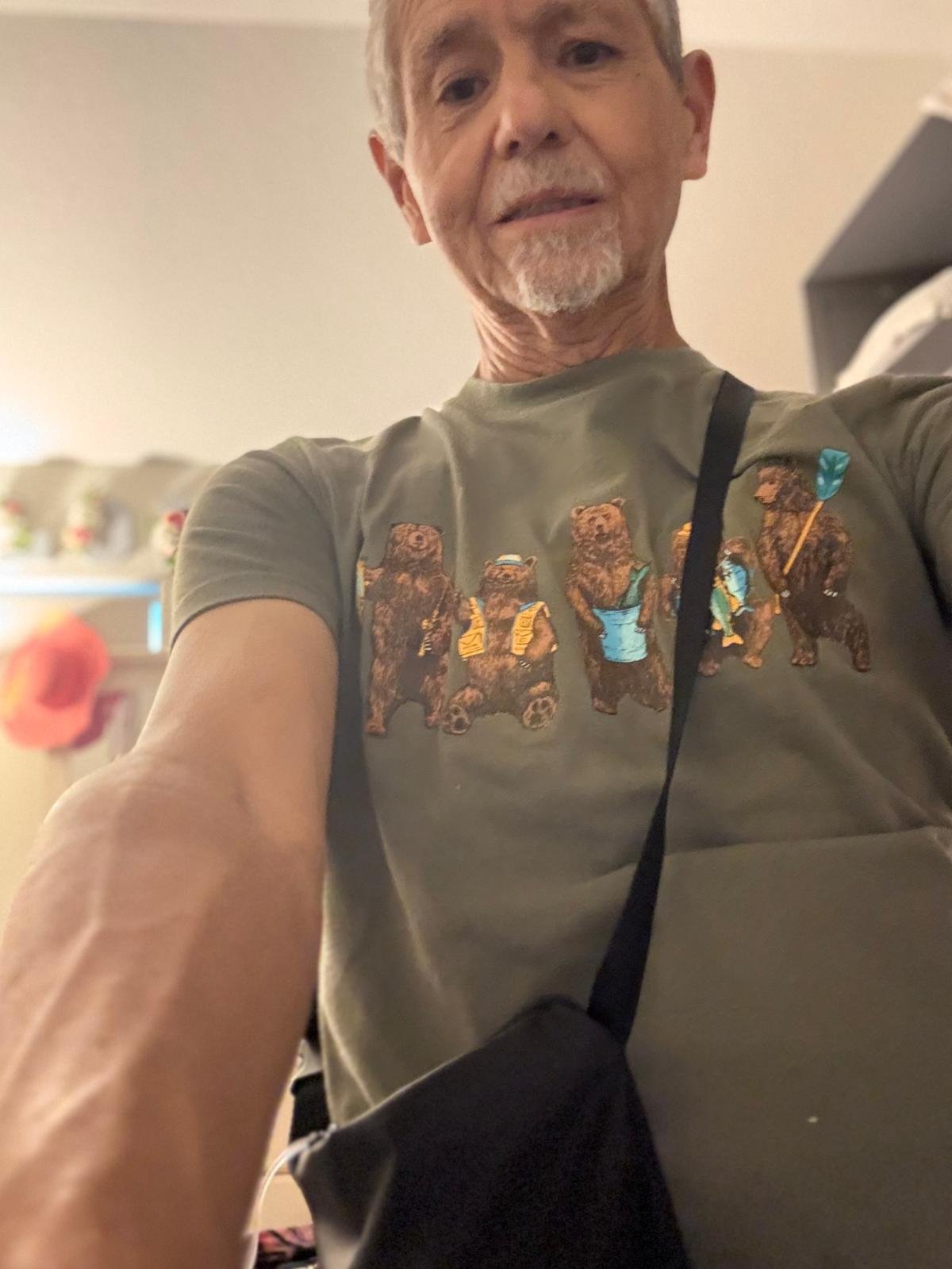 Help Oscar Diaz Through His Cancer Journey campaign photo, 4 of 12