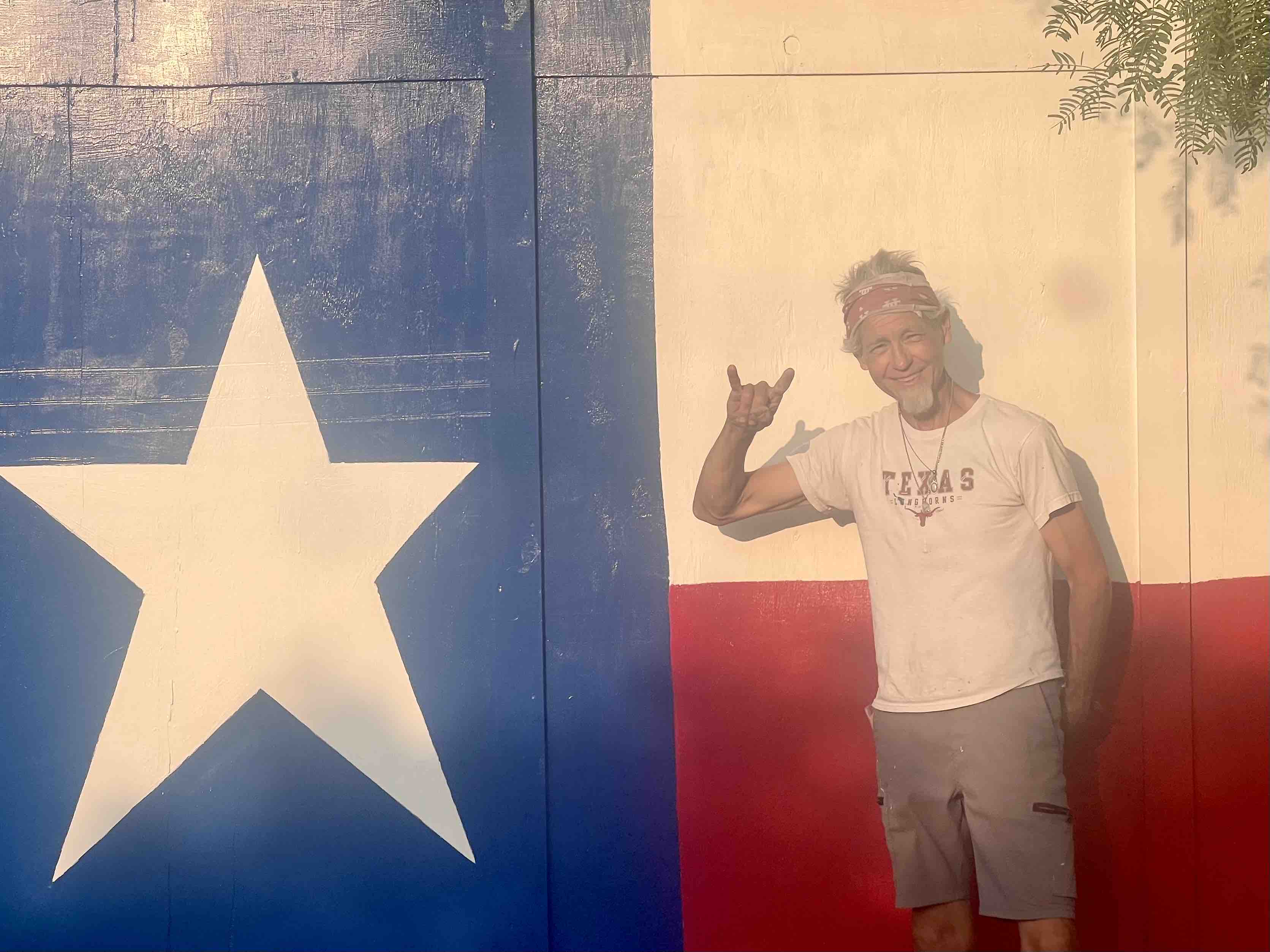 Help Oscar Diaz Through His Cancer Journey campaign photo, 10 of 12