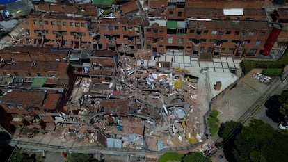 Help Families Rebuild After the Colombia Earthquake campaign photo, 7 of 8