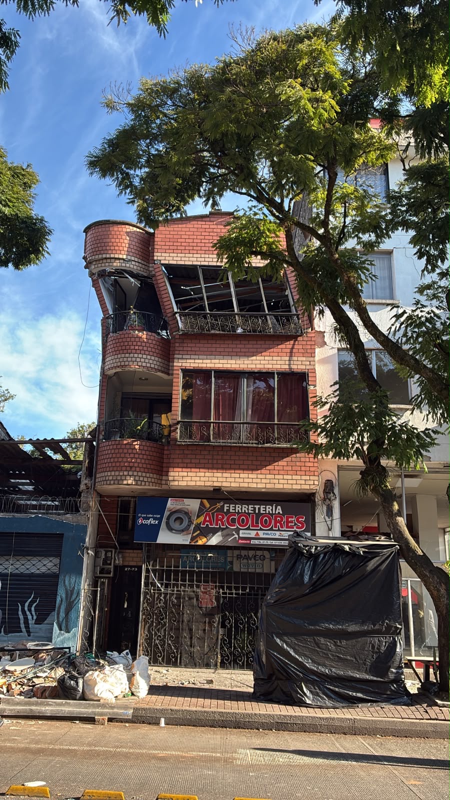 Help Pereira, Colombia Rebuild After Earthquake campaign photo, 4 of 8