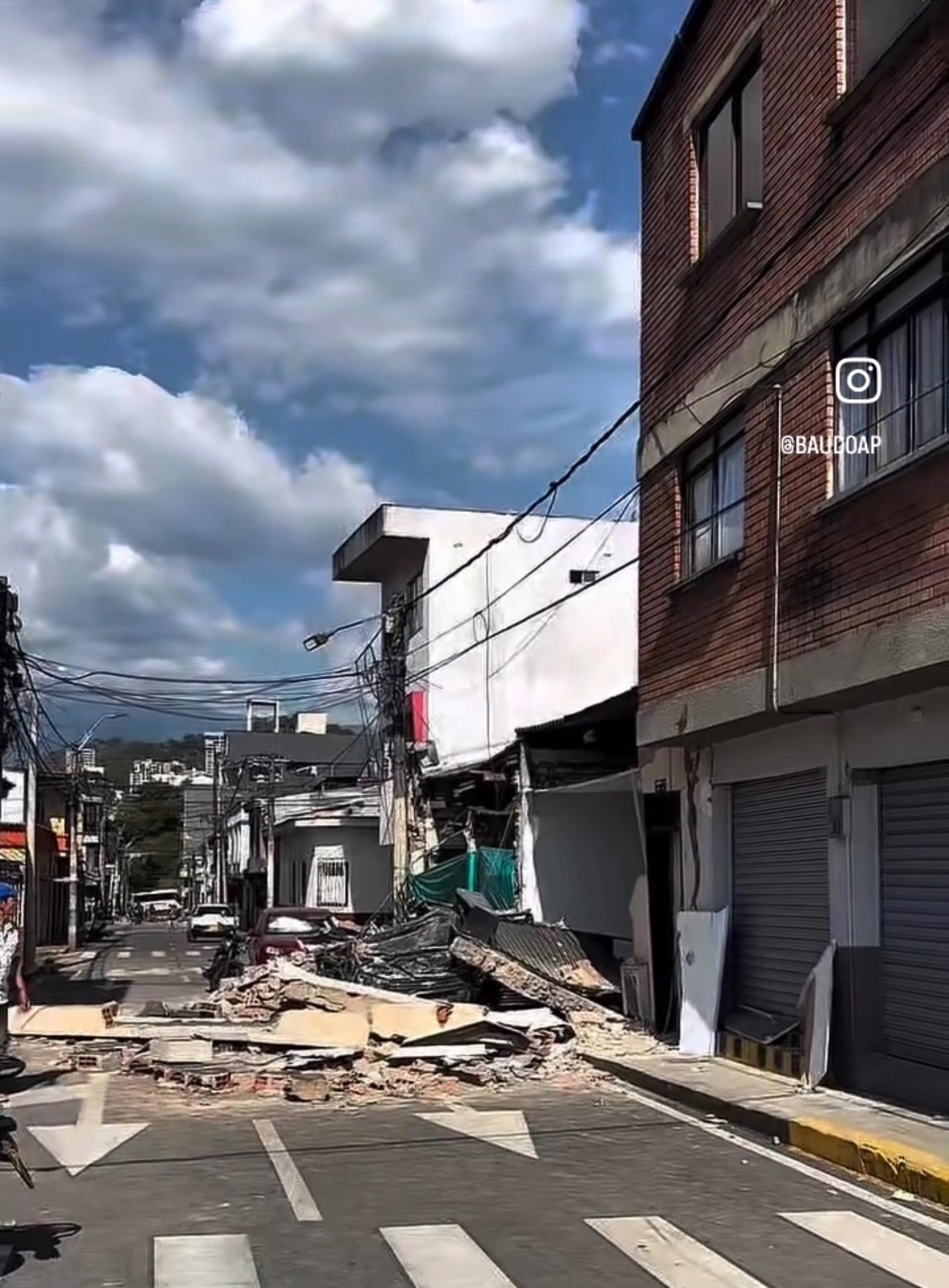 Help My Hometown Pereira, Colombia After the Earthquake campaign photo, 5 of 8