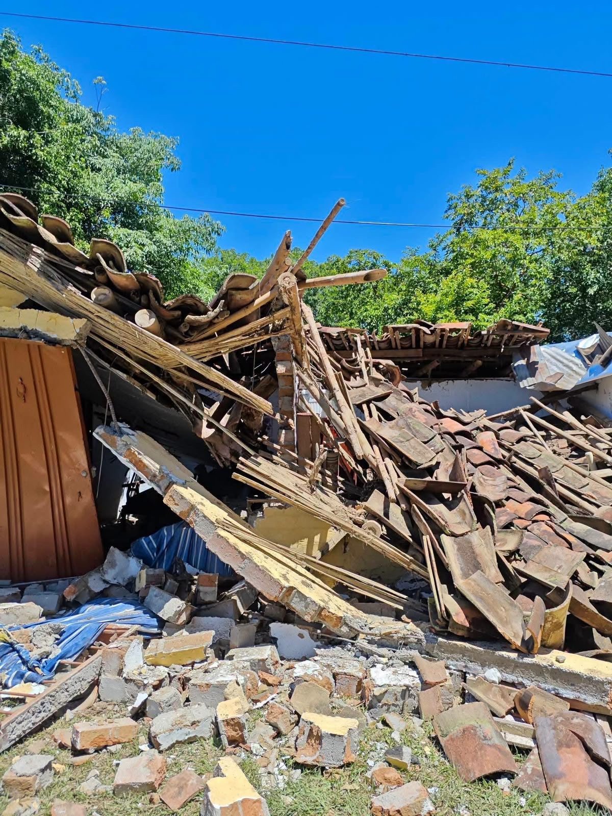 Ayudemos a las familias afectadas por terremoto en Colombia campaign photo, 5 of 8