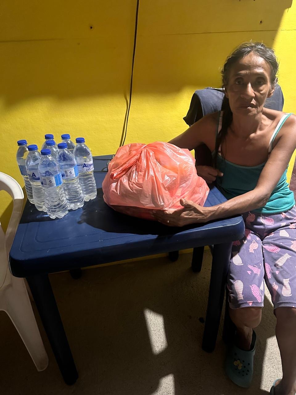 Ayudemos a las familias afectadas por terremoto en Colombia campaign photo, 6 of 8