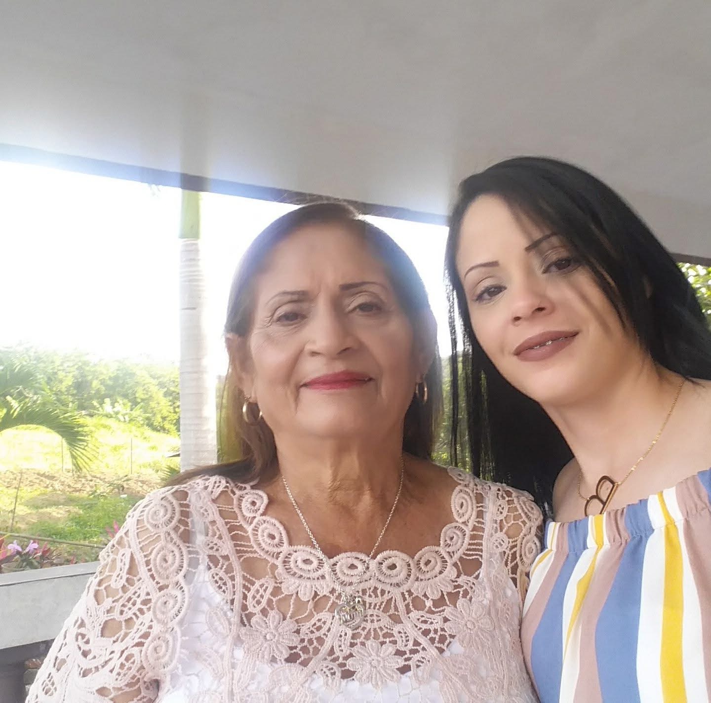 Help Luis's Wife See Her Mother campaign photo, 4 of 6