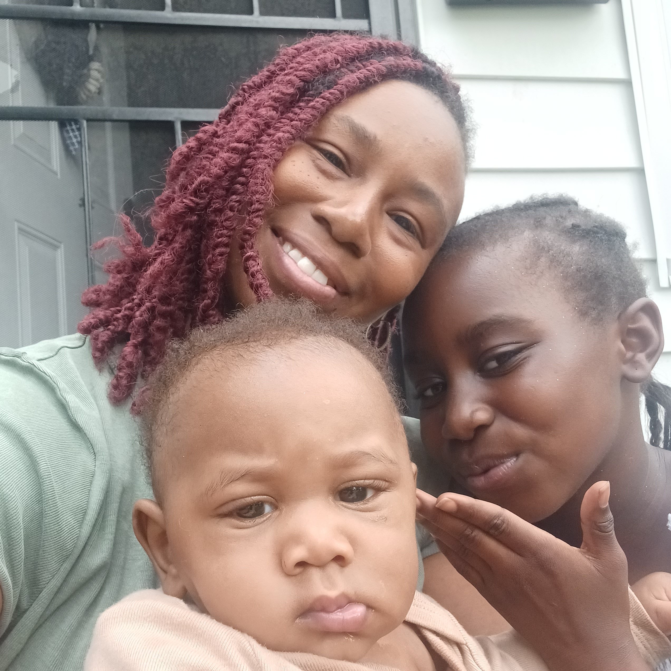 Help Lakia Keep Her Home and Start Fresh campaign photo, 7 of 8
