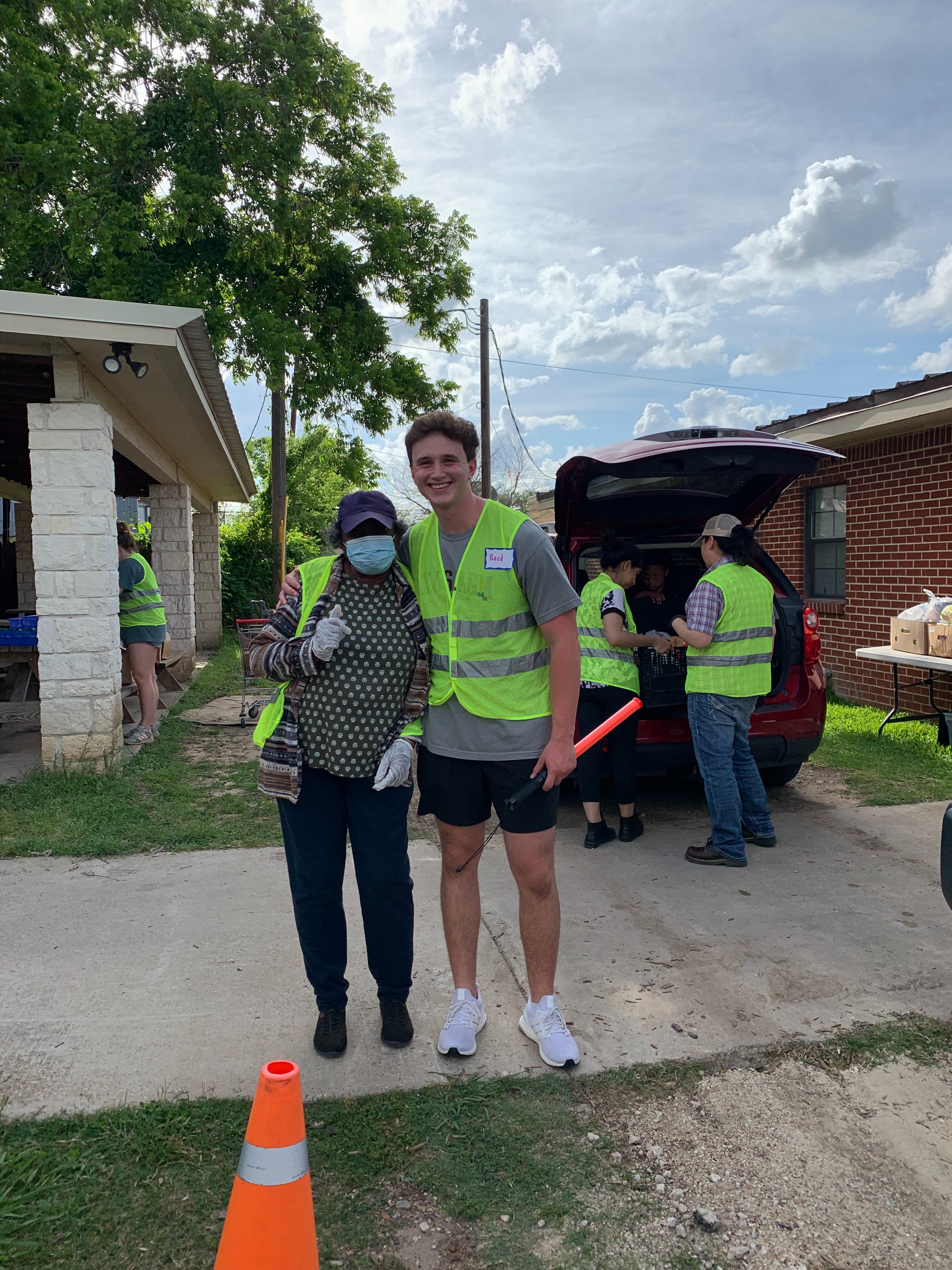 Help Gloria Get Back on the Road to Serve Others campaign photo, 4 of 8