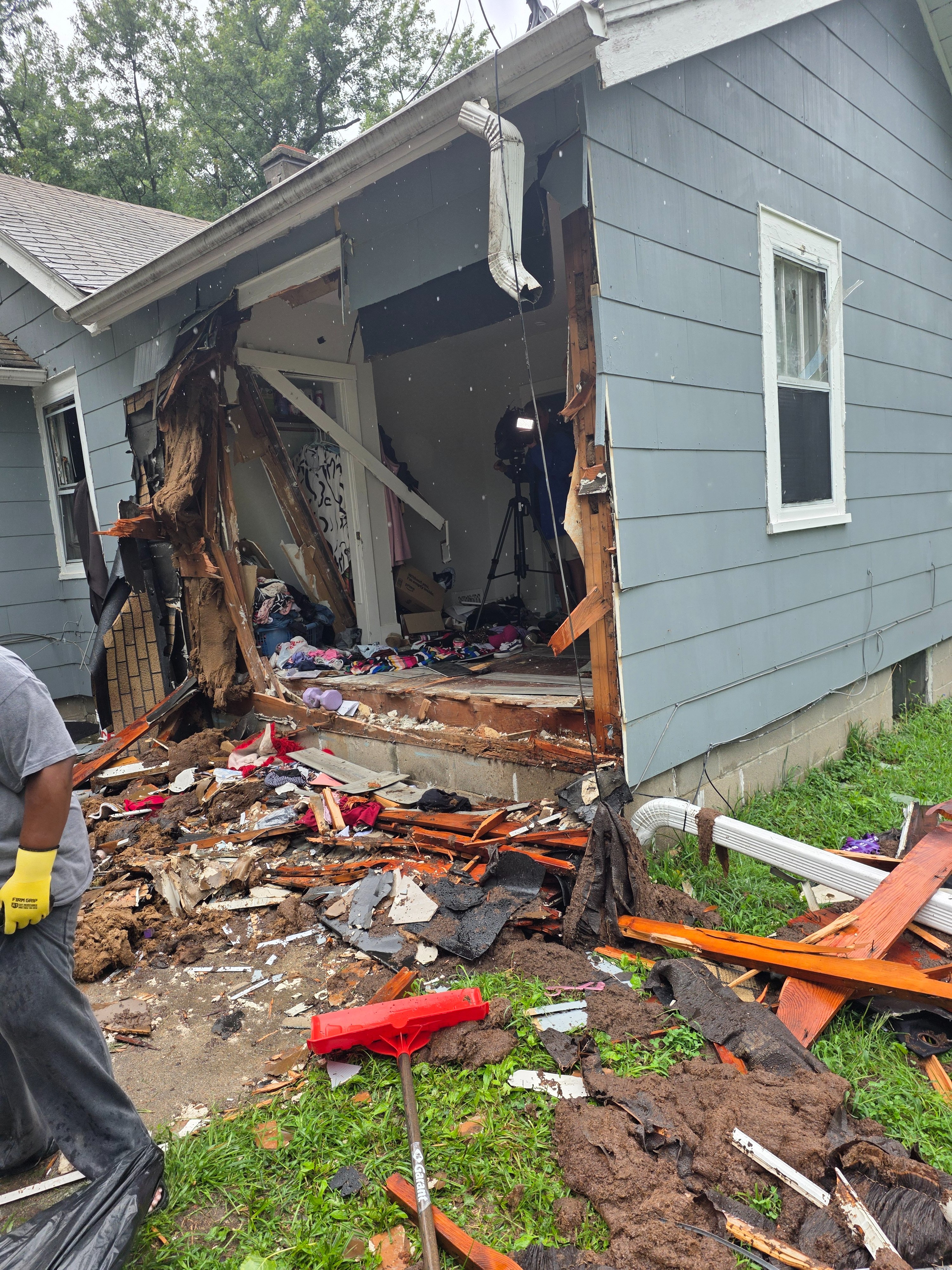 Support LaShawna After Home Tragedy campaign photo, 5 of 8