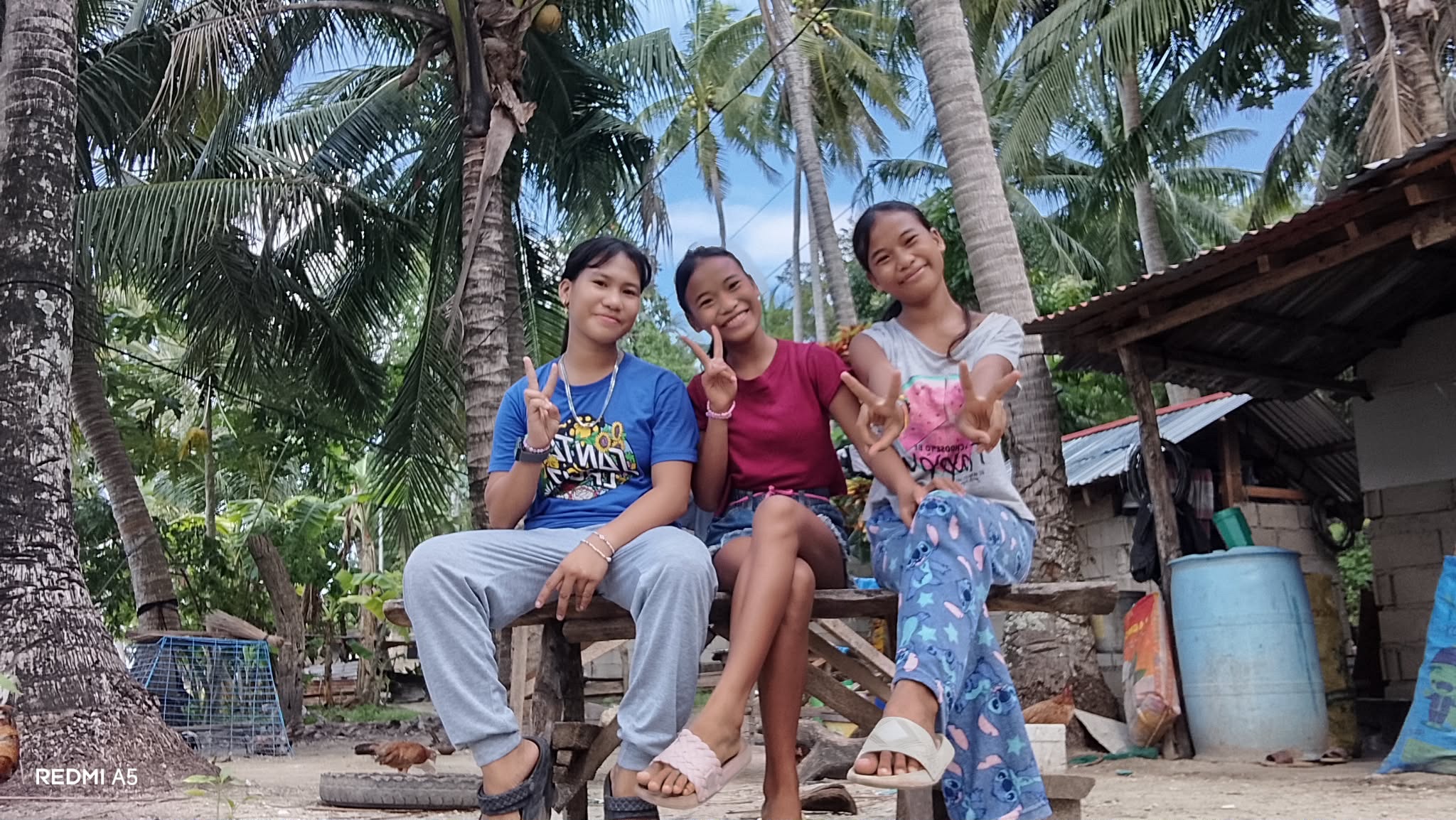 Support 3 School Girls in the Philippines campaign photo, 5 of 8