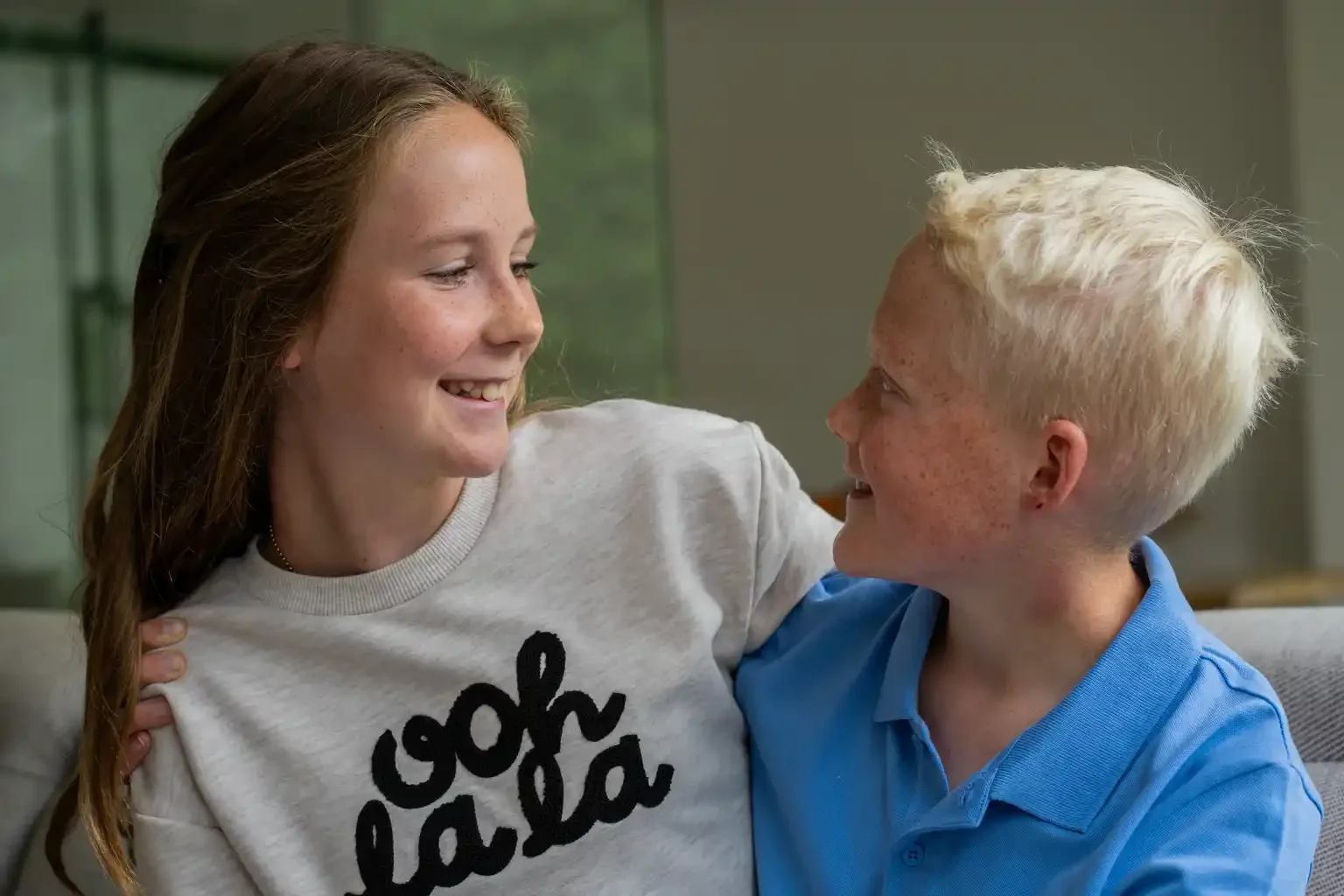 Nova heeft het perfecte plan voor haar zieke broer Ravi campaign photo, 4 of 8