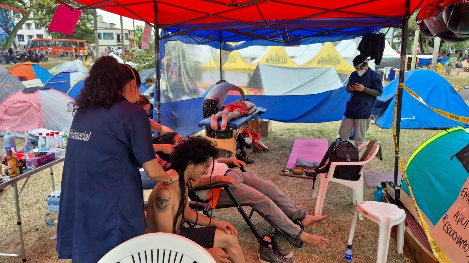 Support Those Helping Earthquake Survivors in Colombia campaign photo, 2 of 8