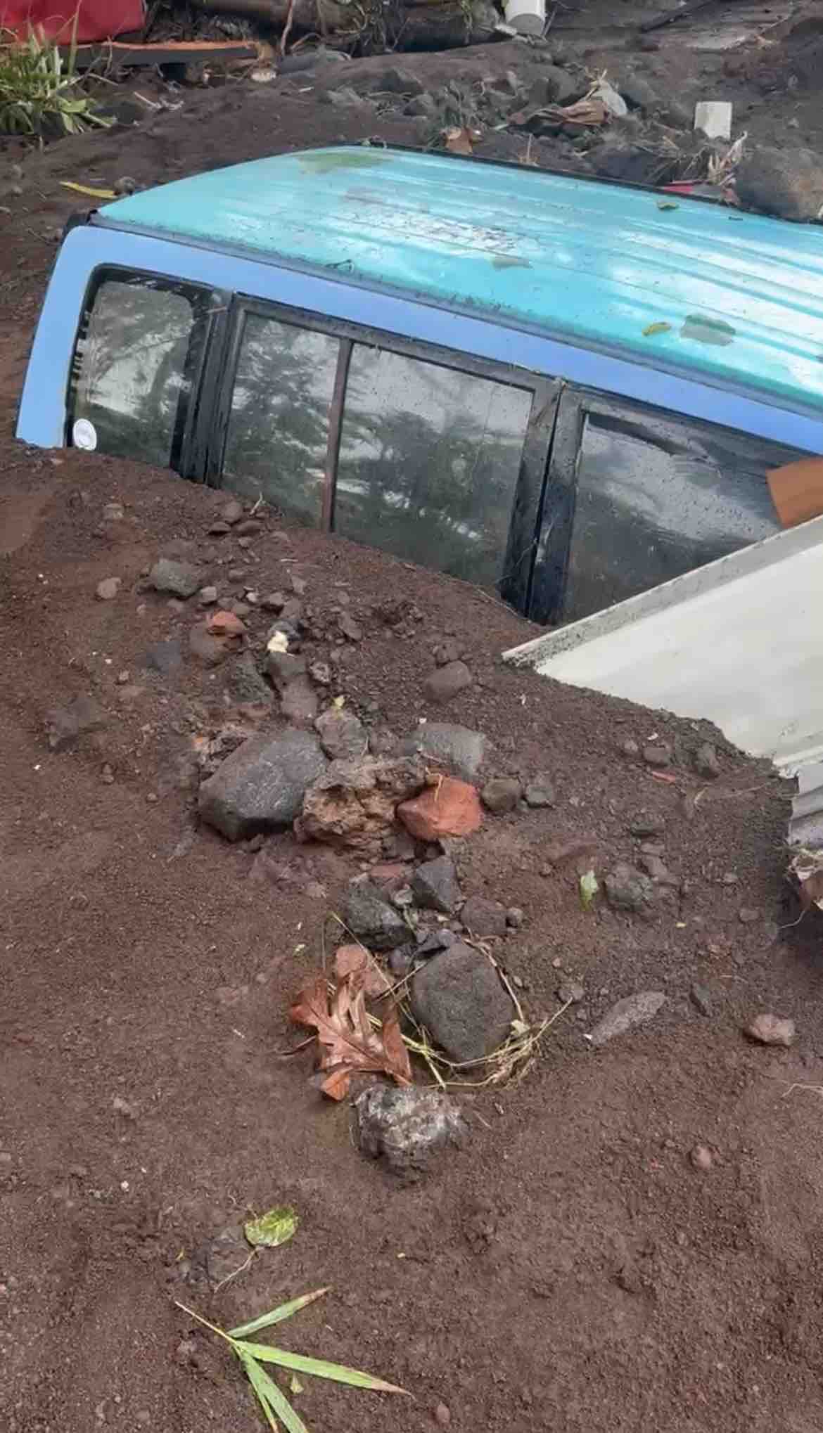 Support Grandpa Greg After Hurricane LaLa's Devastation campaign photo, 5 of 12