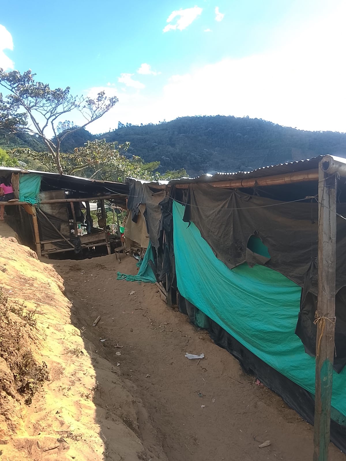 Support Pijao Families After Earthquake and Fires campaign photo, 7 of 8