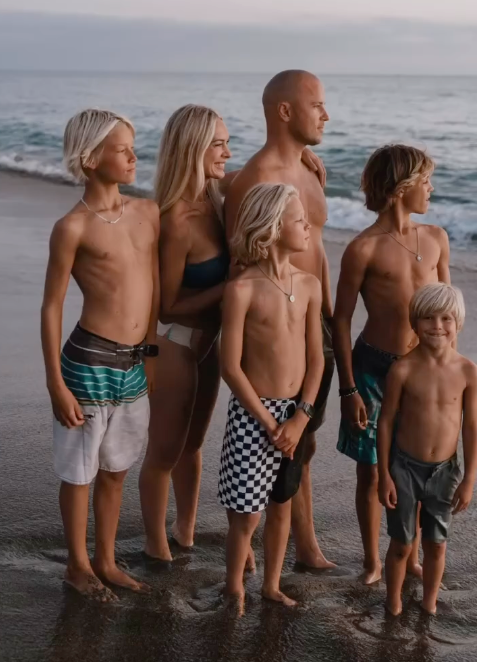 Help Josh Collette recover after ocean accident -Family of 7 campaign photo, 6 of 8
