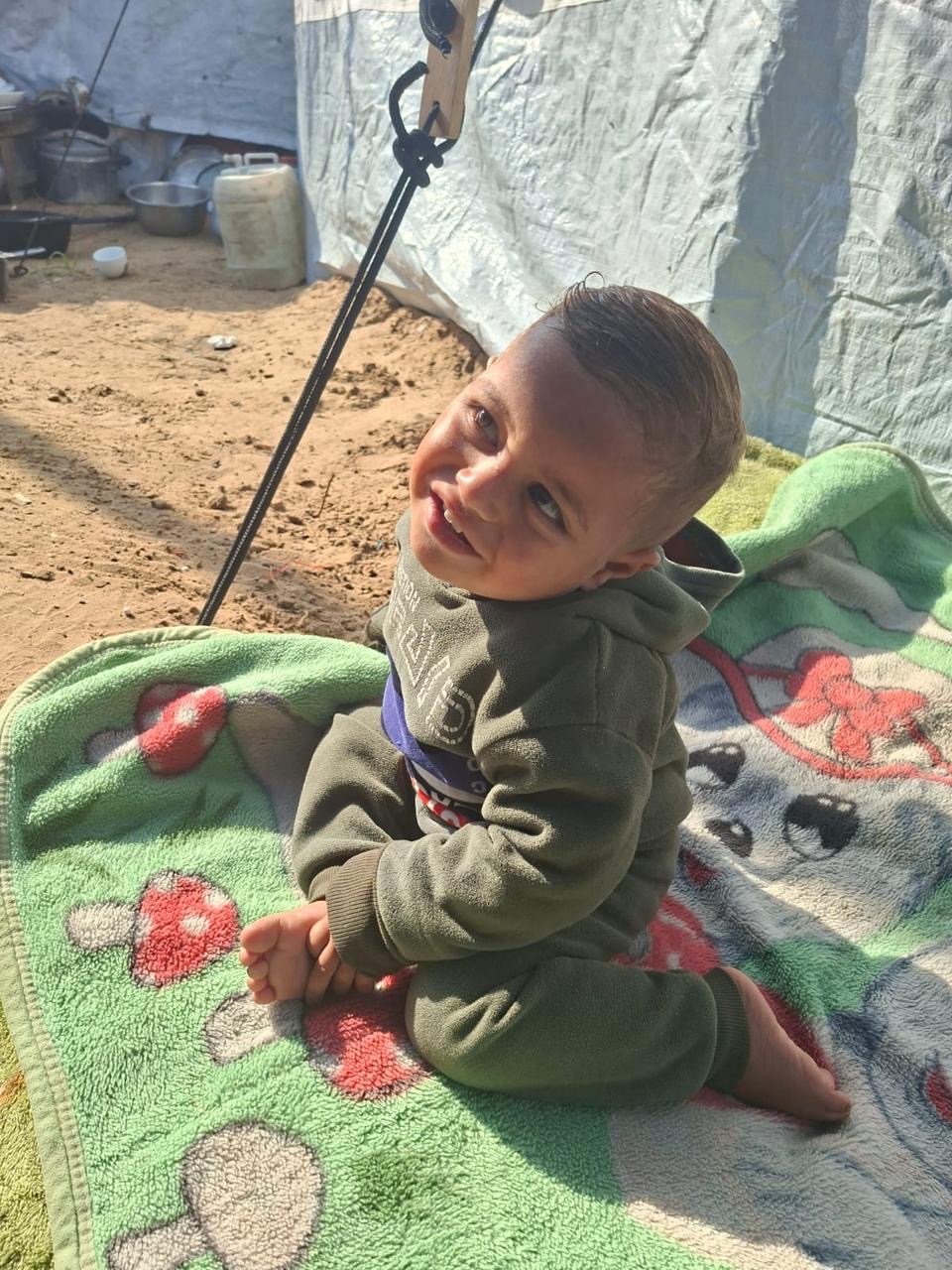HELP 1.5 months & 2 years old Orphans in Gaza campaign photo, 6 of 8