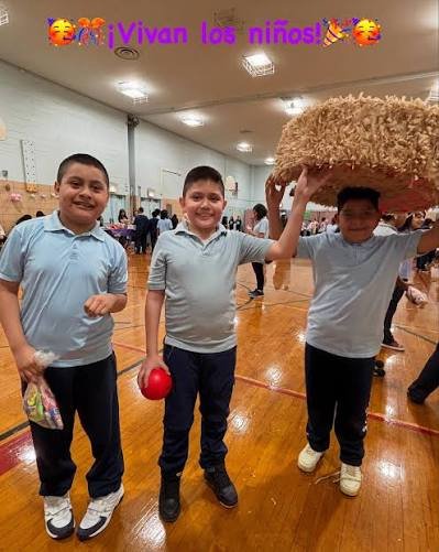 PLAY IT FORWARD: Give Chicago kids access to sports campaign photo, 7 of 8