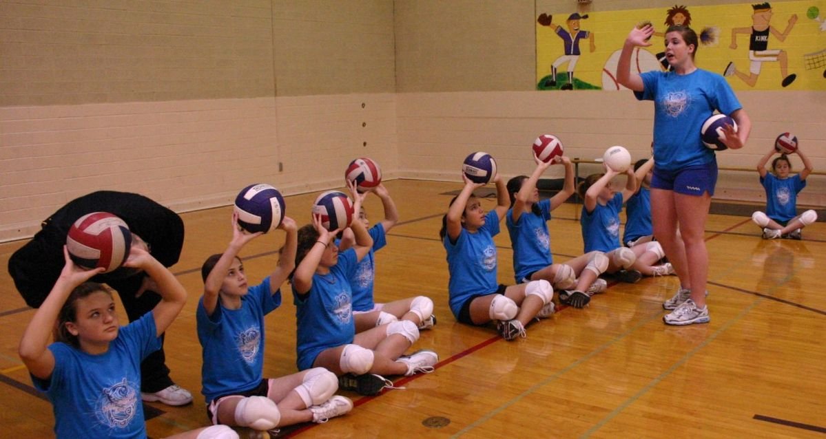 PLAY IT FORWARD: Give Chicago kids access to sports campaign photo, 6 of 8