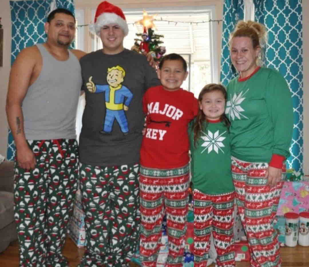 Support Zachary Grunwald-Sikora’s Family campaign photo, 9 of 13