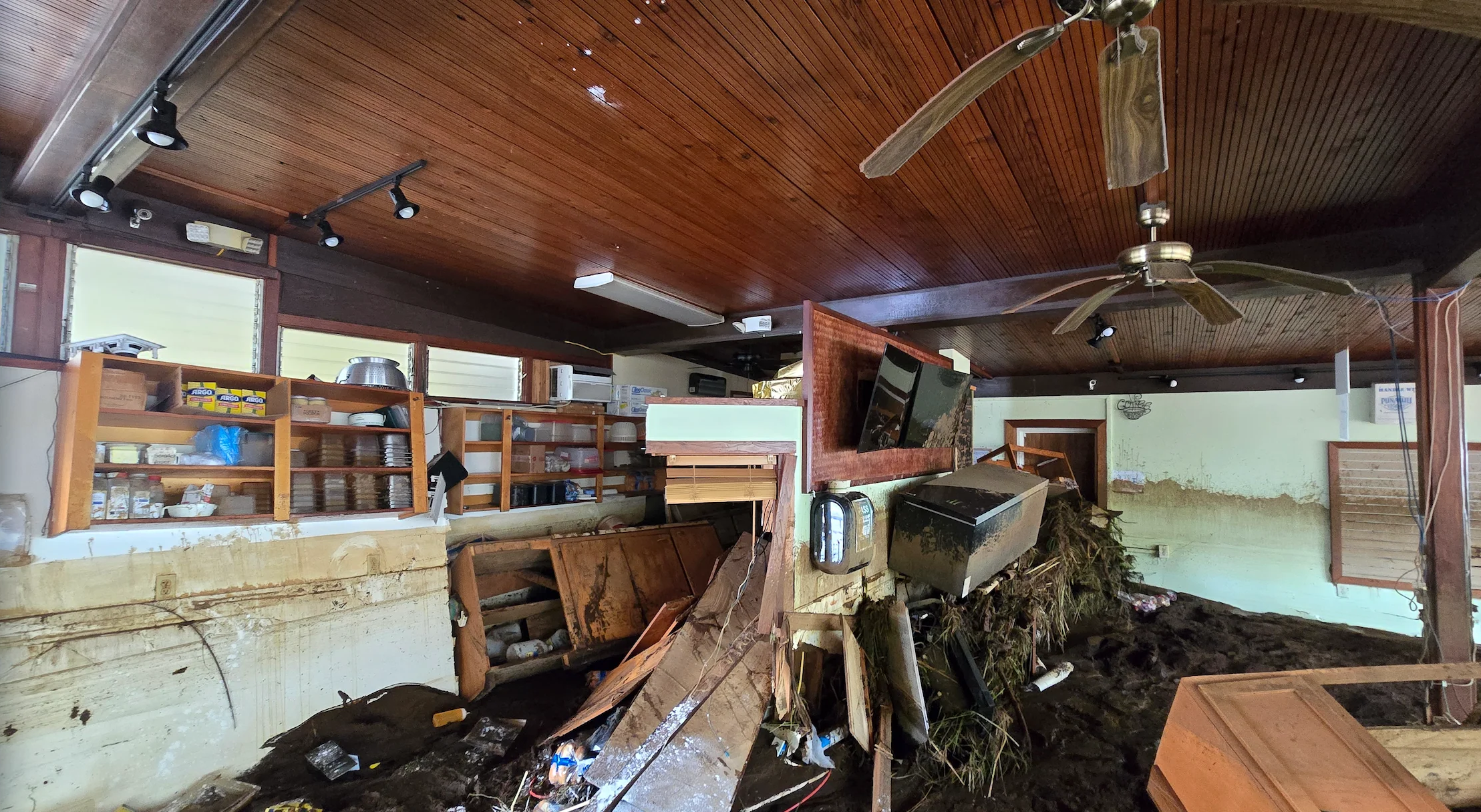 Support Punaluʻu Bake Shop ʻOhana After Hurricane Lala campaign photo, 5 of 8