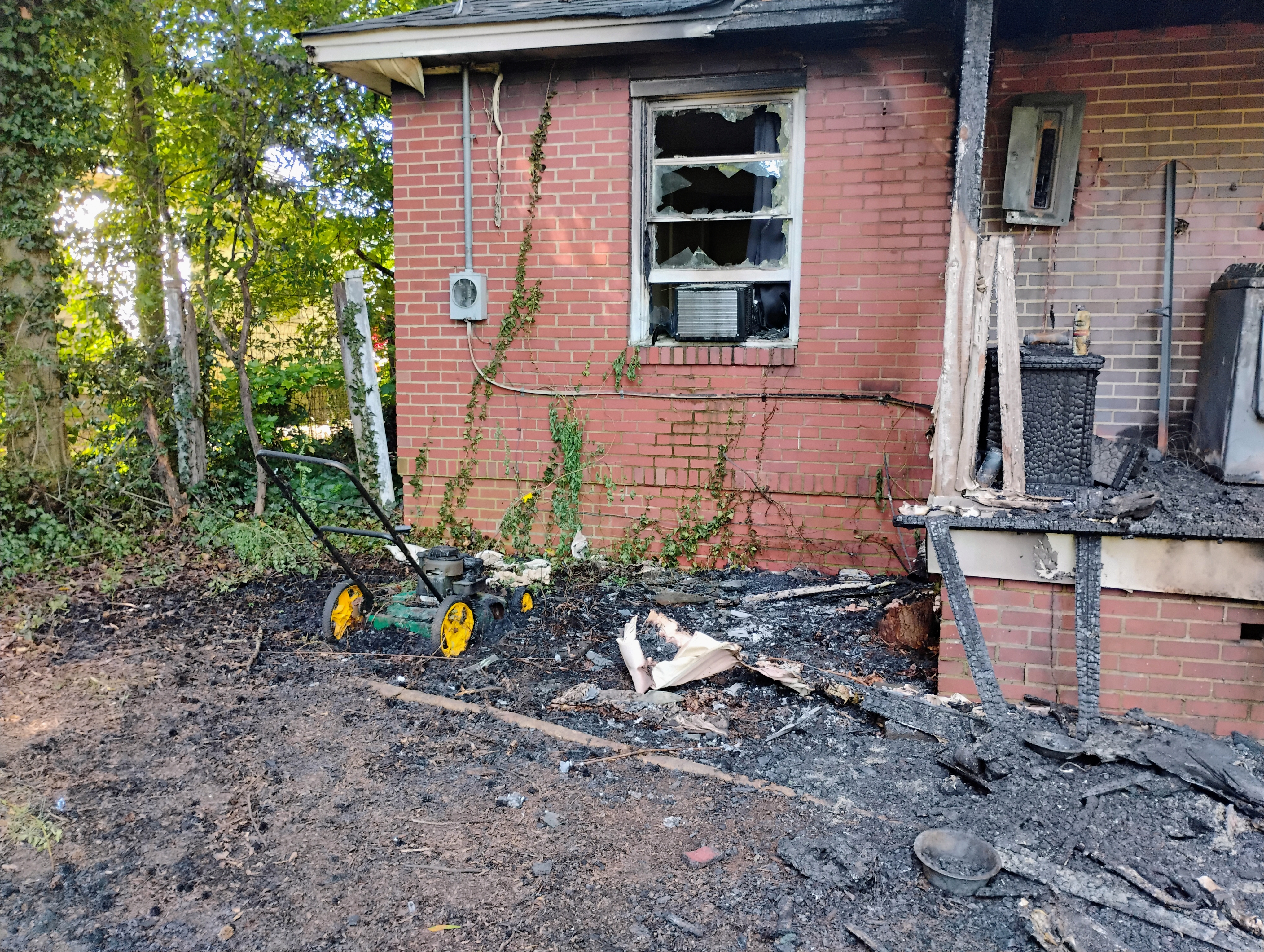 Helping Chris and Cortney Rebuild their lives After a Fire campaign photo, 2 of 5
