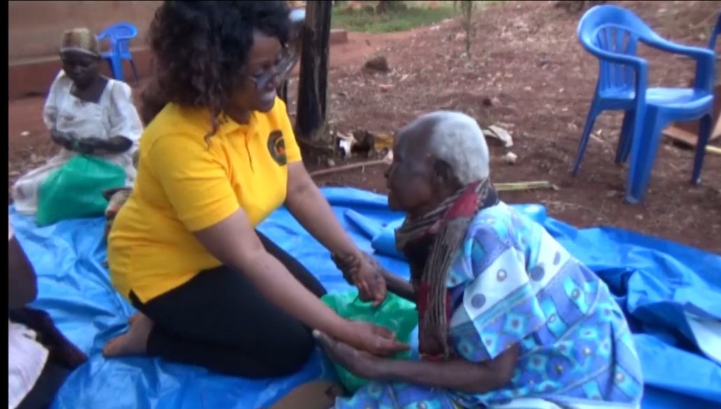 Rural Elderly mobile clinic. campaign photo, 7 of 8