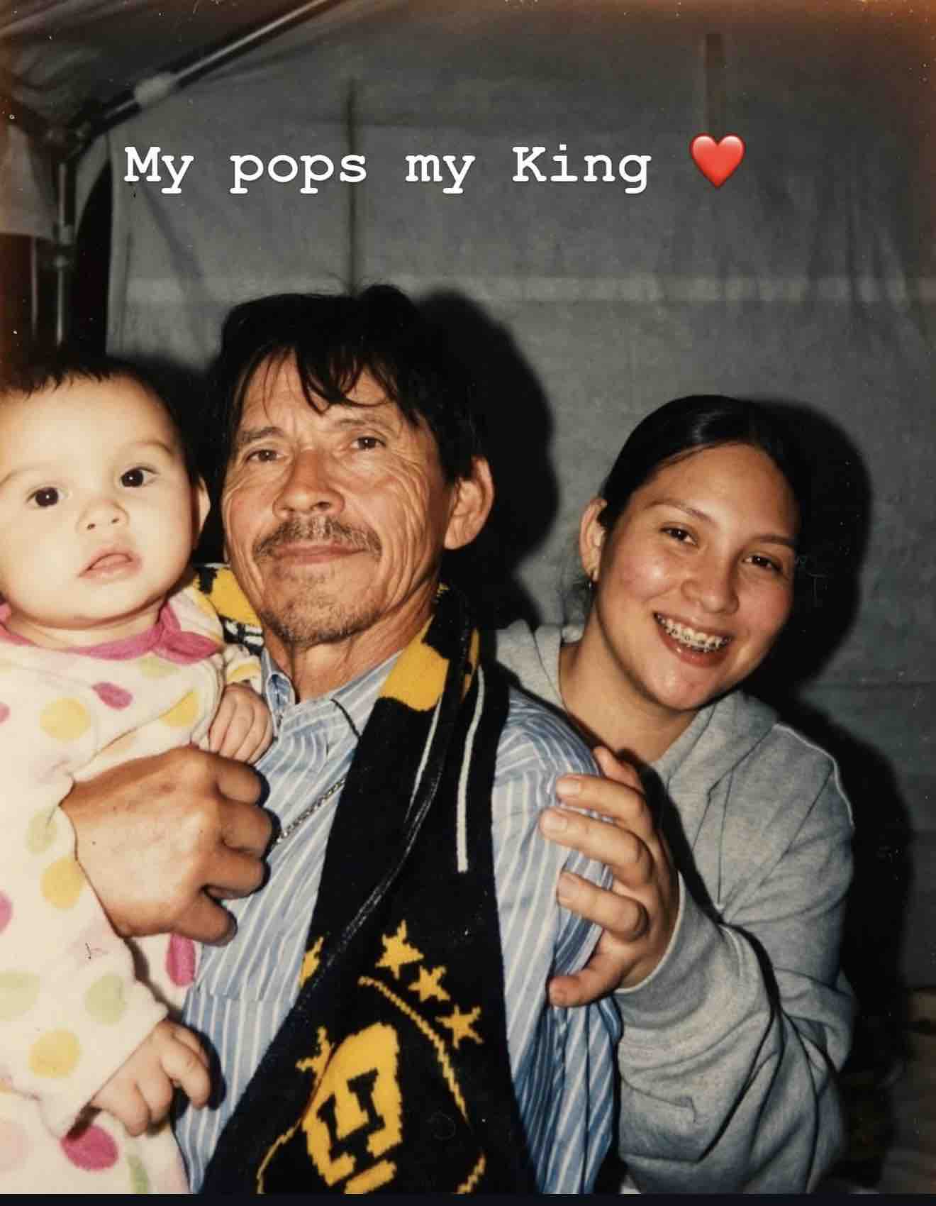 Help Maria’s dad return back with his family campaign photo, 4 of 7